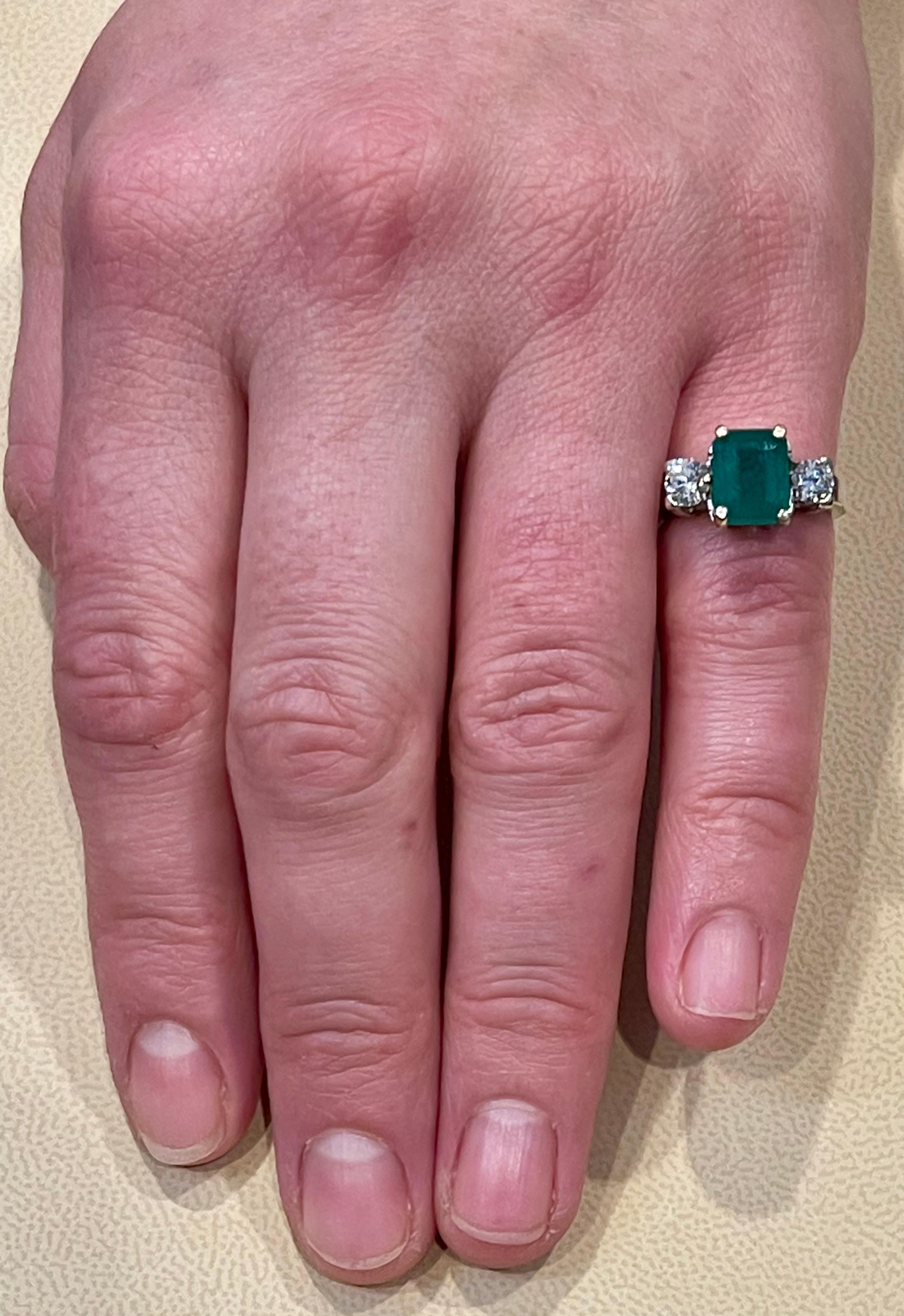 2.5 Carat Natural Emerald Cut Emerald & 0.50 Ct Diamond Ring 14 Karat White Gold In Excellent Condition In New York, NY