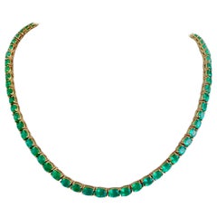 25 Carat Natural Oval Colombian Emerald Necklace 18 Karat Yellow Gold