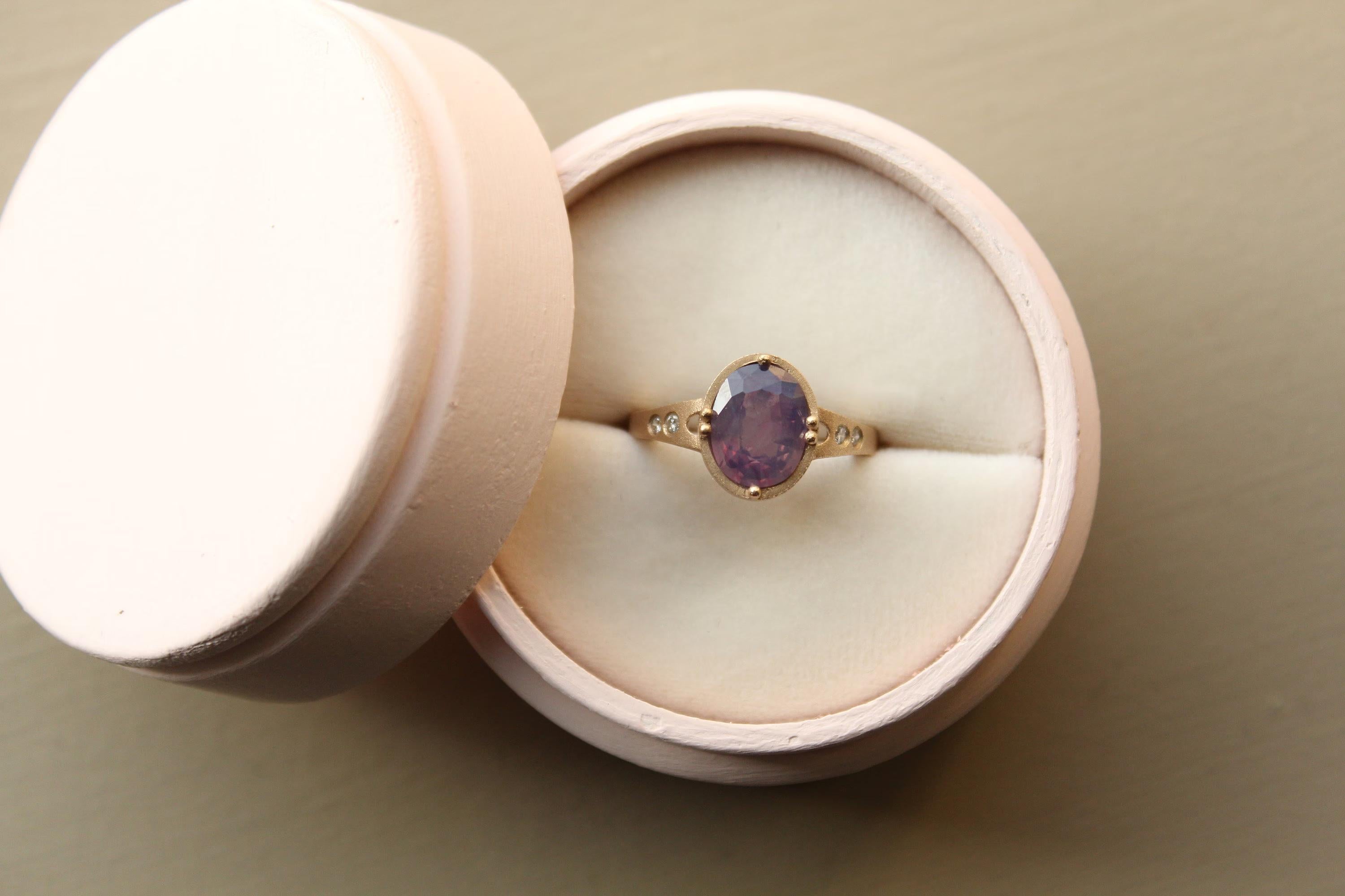 Women's 2.5 Carat Natural Purple Sapphire And Diamond 14k Yellow Gold Ring One Of A Kind