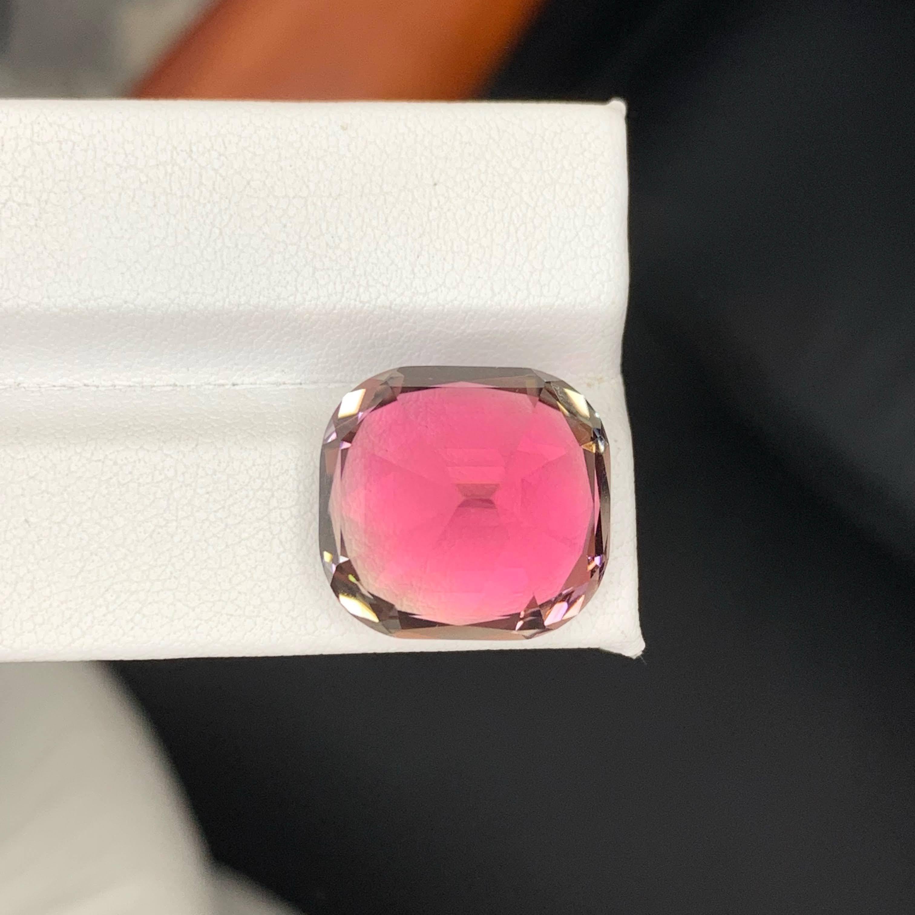 25 Carat Natural Quality Hot Pink Tourmaline Stone Cushion Cut Afghani Gemstone en vente 1
