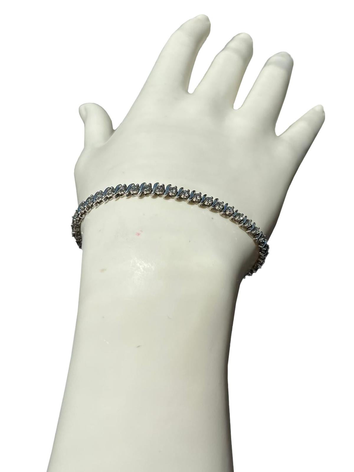 2.5 Carat Natural Round Diamond Tennis Bracelet 14 Karat White Gold For Sale 5