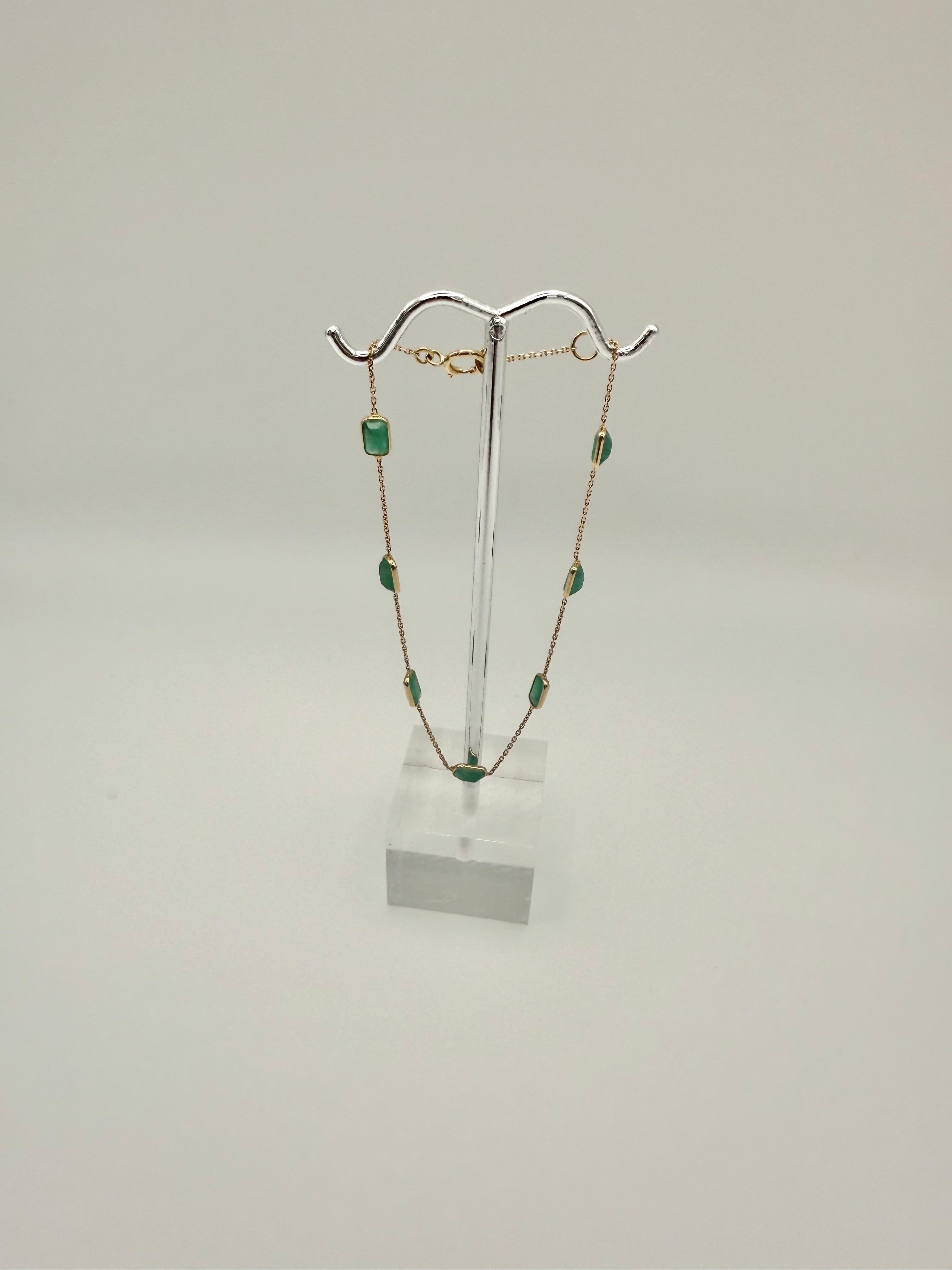 Pulsera apilable de oro amarillo de 18 quilates con cadena de esmeraldas de corte octogonal de 2,5 quilates en venta 2