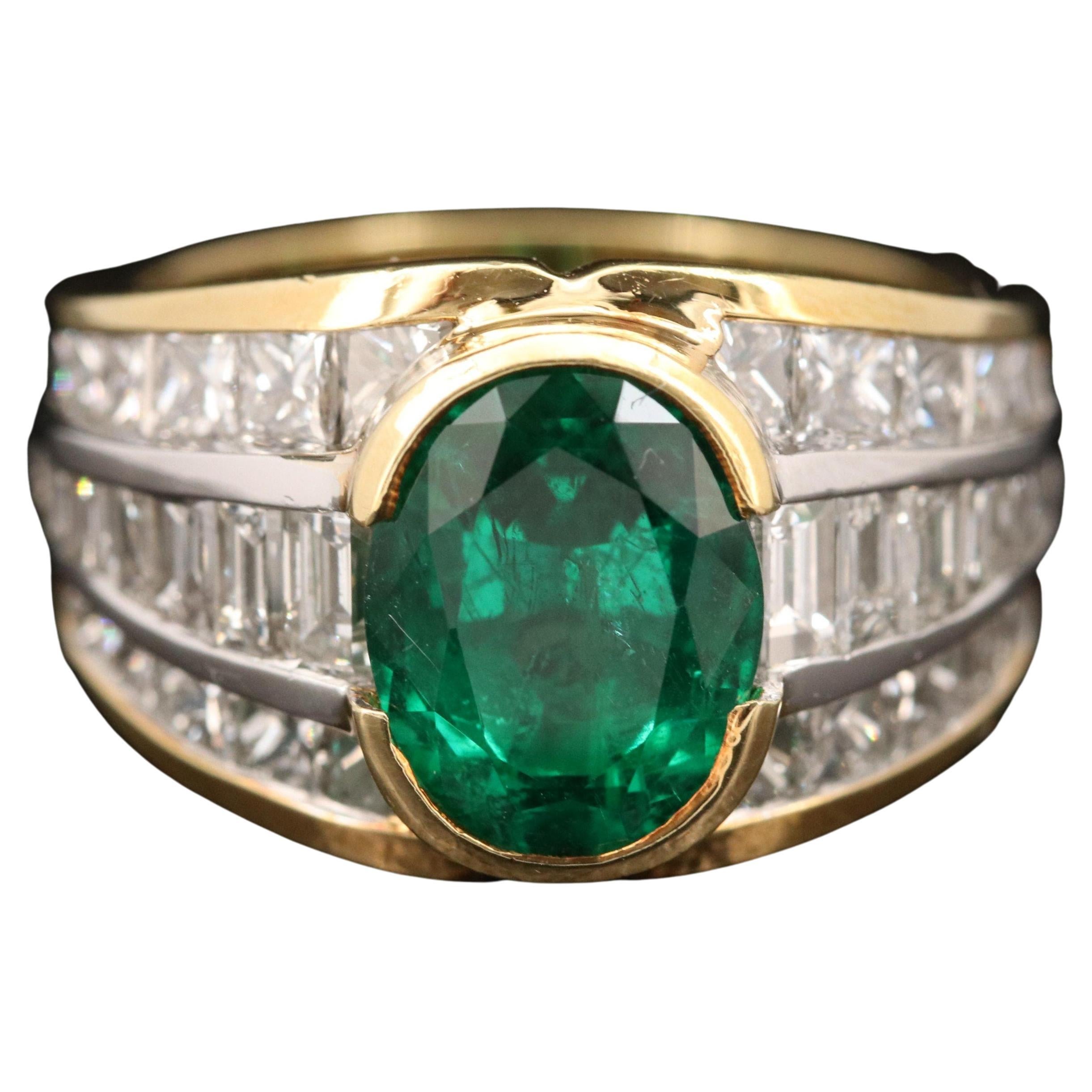 For Sale:  2.5 Carat Oval Cut Emerald Engagement Ring, Natural Emerald Diamond Wedding Band