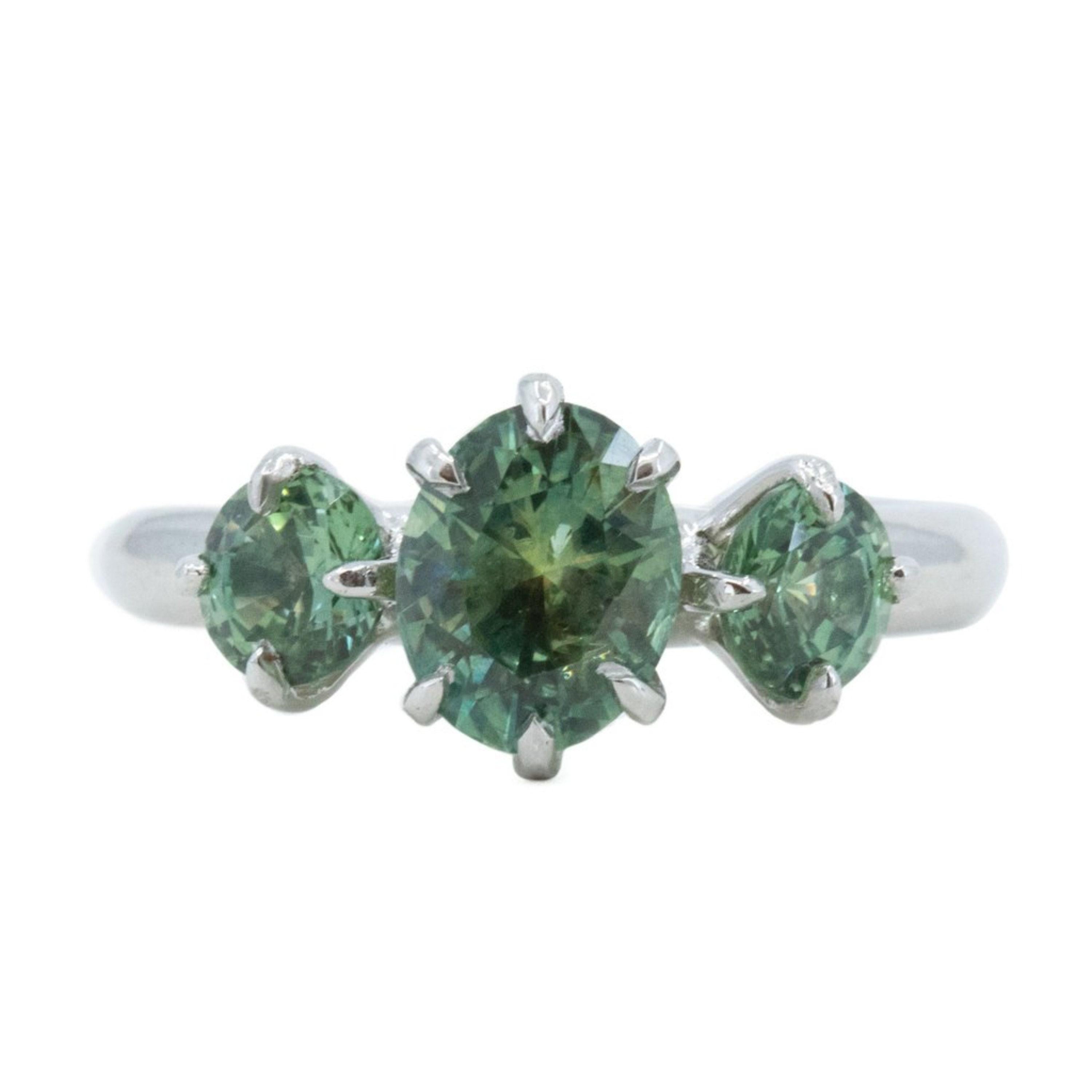 For Sale:  2.5 Carat Oval Cut Natural Green Sapphire Engagement Rings, Three-Stone Ring 5