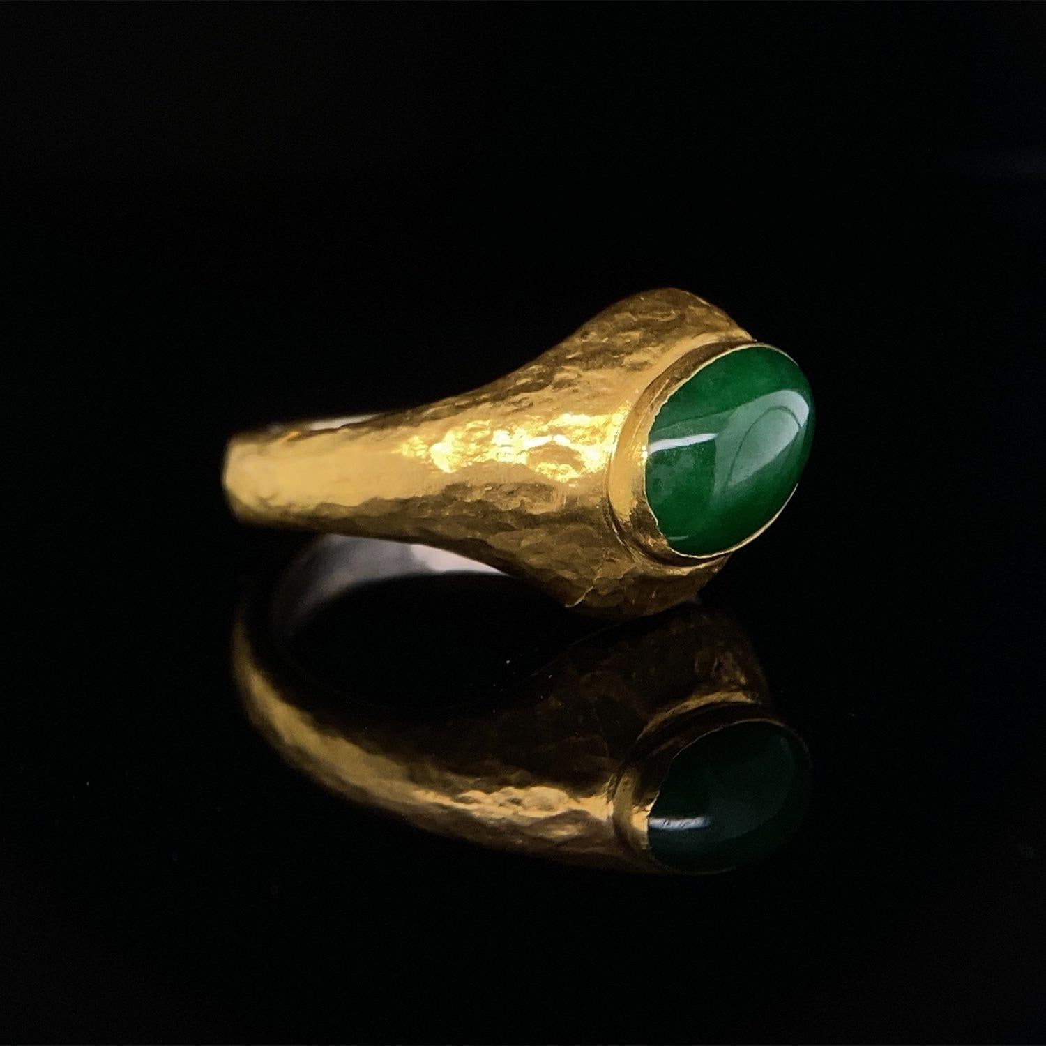 Artisan 2.5 Carat Oval Domed Smooth Bright Green Jade Cabochon Ring 24K Hammered Gold