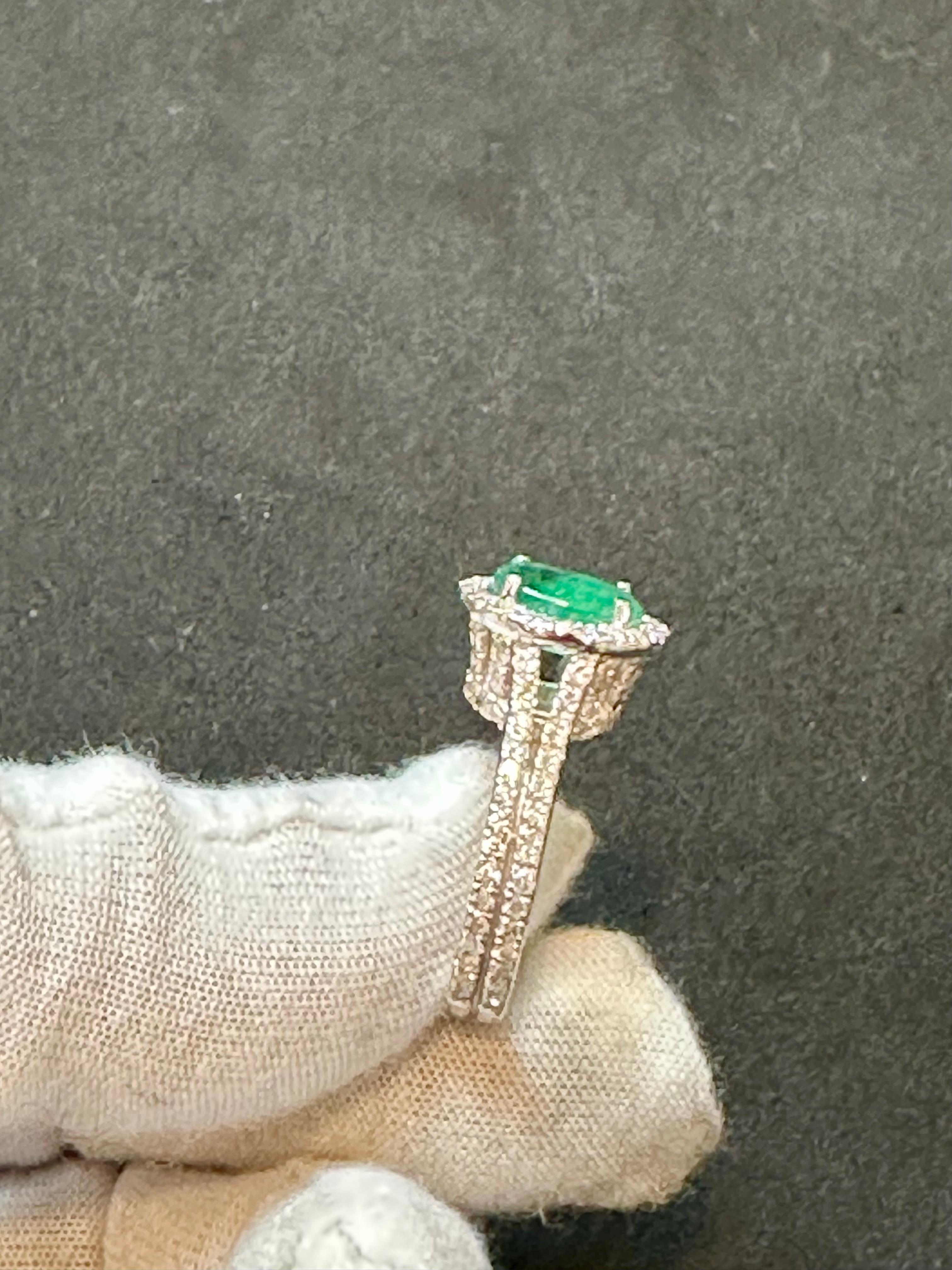 2.5 Carat Oval Natural Zambian Emerald & 2 ct Diamond Ring 14 Karat White Gold For Sale 4