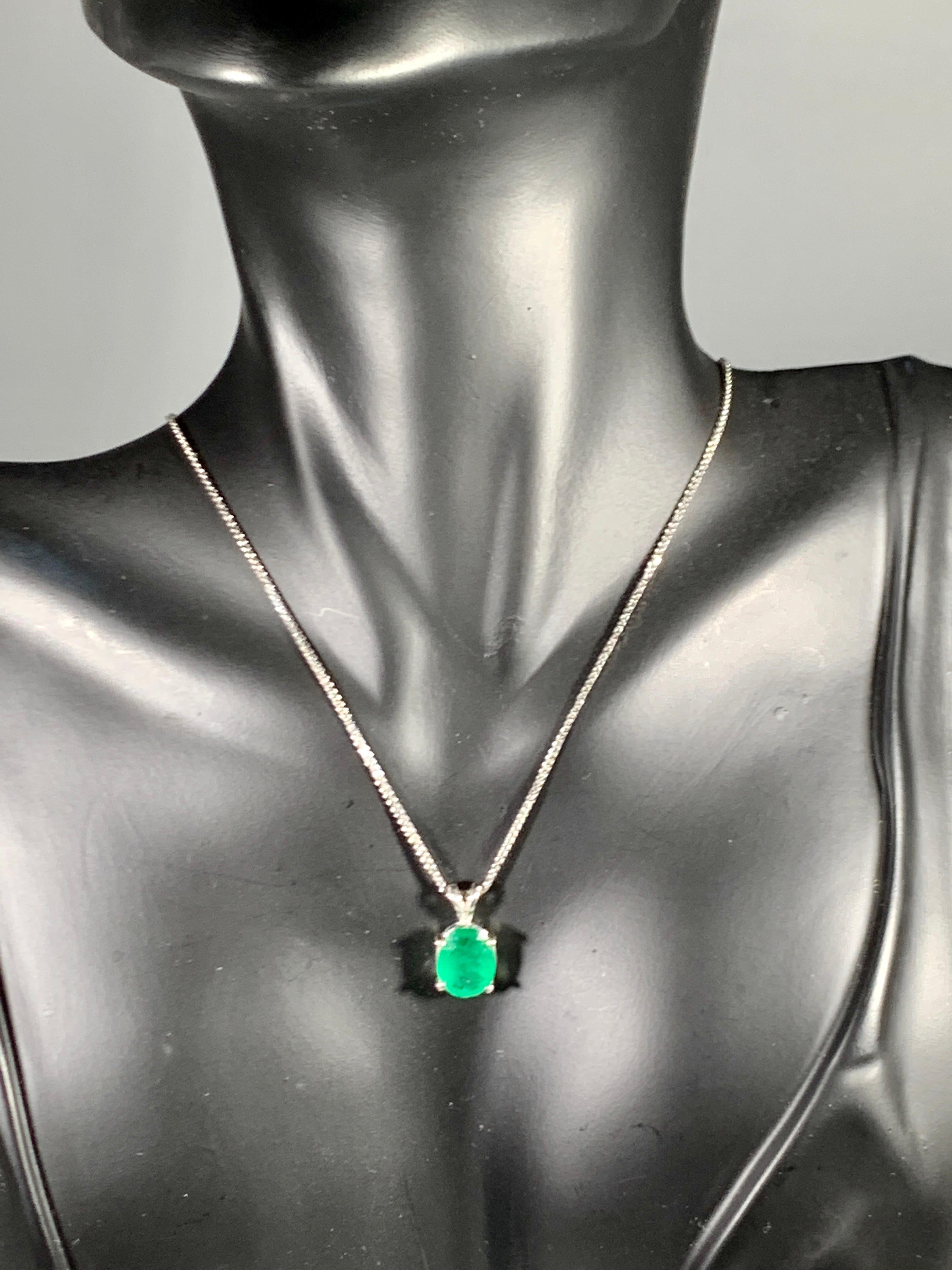 2.5 Carat Oval Shape Emerald Pendant or Necklace 14 Karat White Gold with Chain 3