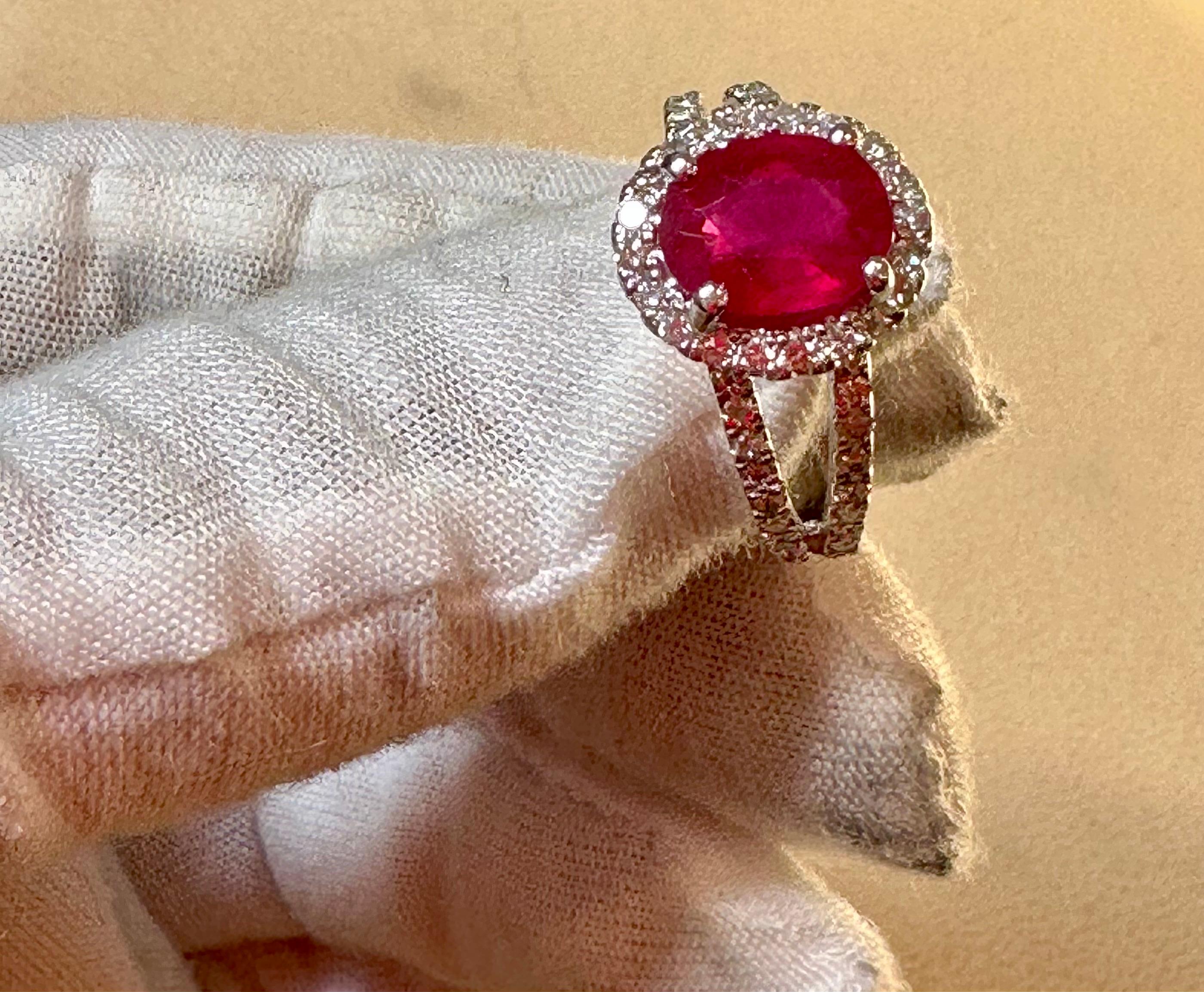 2.5 Carat Oval Treated Ruby & 2 ct Diamond Ring 14 Karat White Gold Size 7.25 For Sale 5