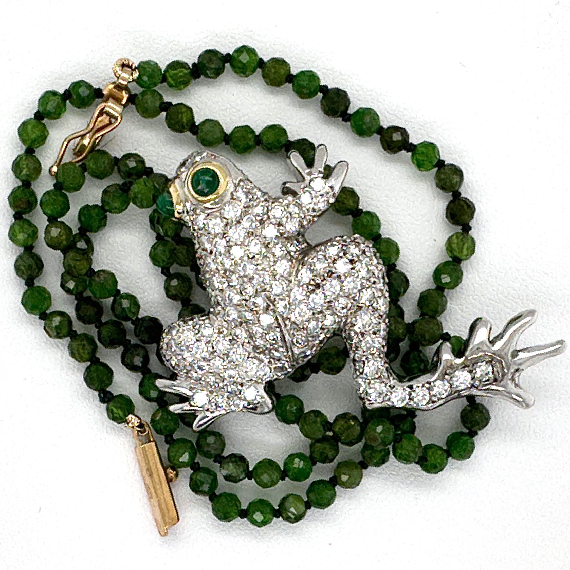 2.5 Carat Pavé Diamond Frog Pendant in White Gold on Chrome Diopside Bead Chain For Sale 2