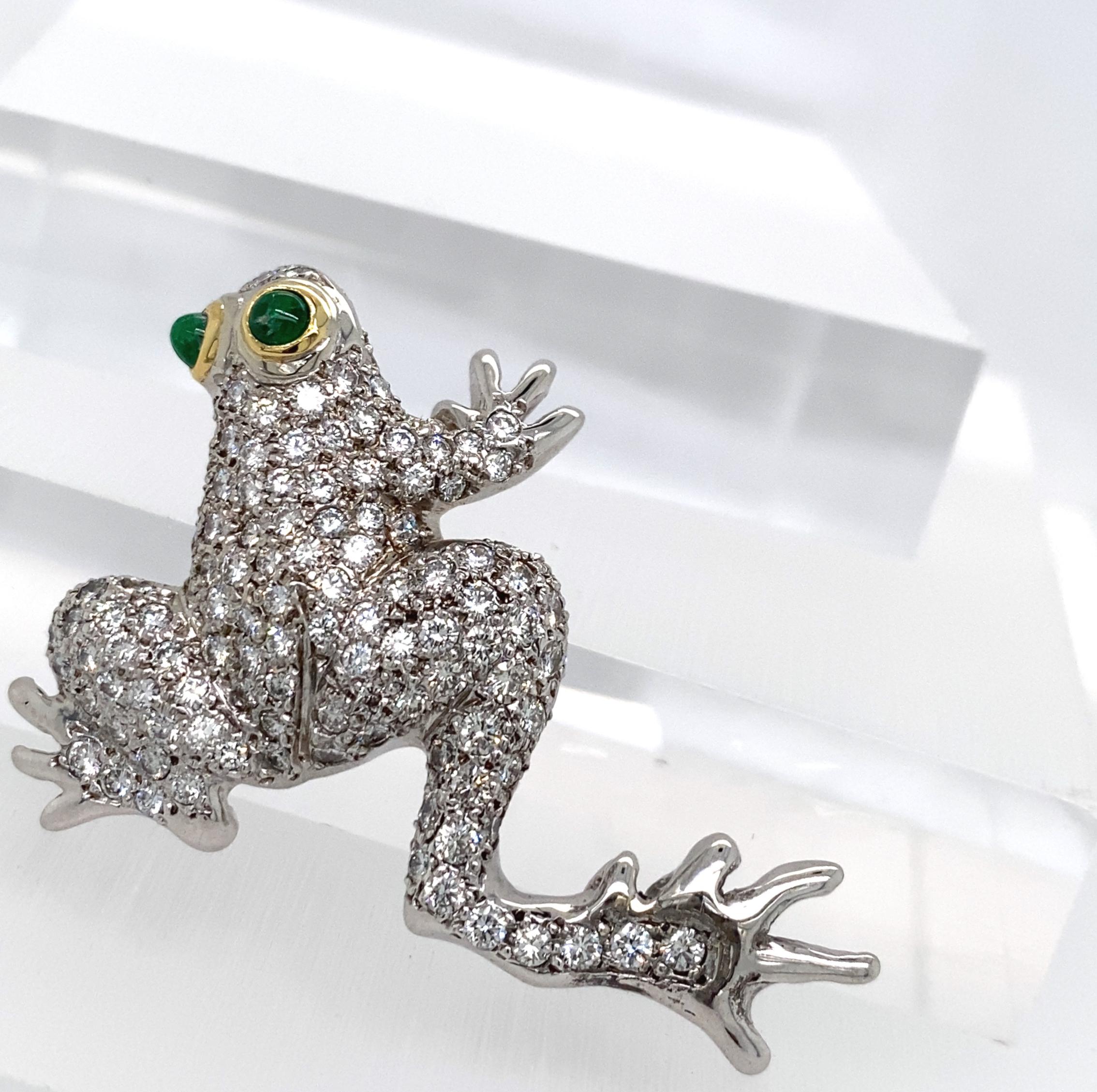 Women's or Men's 2.5 Carat Pavé Diamond Frog Pendant in White Gold on Chrome Diopside Bead Chain For Sale