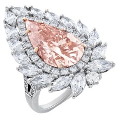 2.5 Carat Pear Statement Fancy pink   Rare Fancy-Color Splendour  Diamond Ring