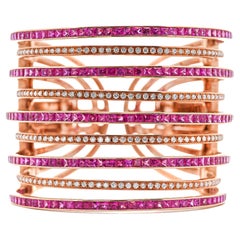 25 Karat Rosa Saphir & Diamant 18K Roségold Mehrreihiger Manschettenarmband mit mehrreihigem Armreif
