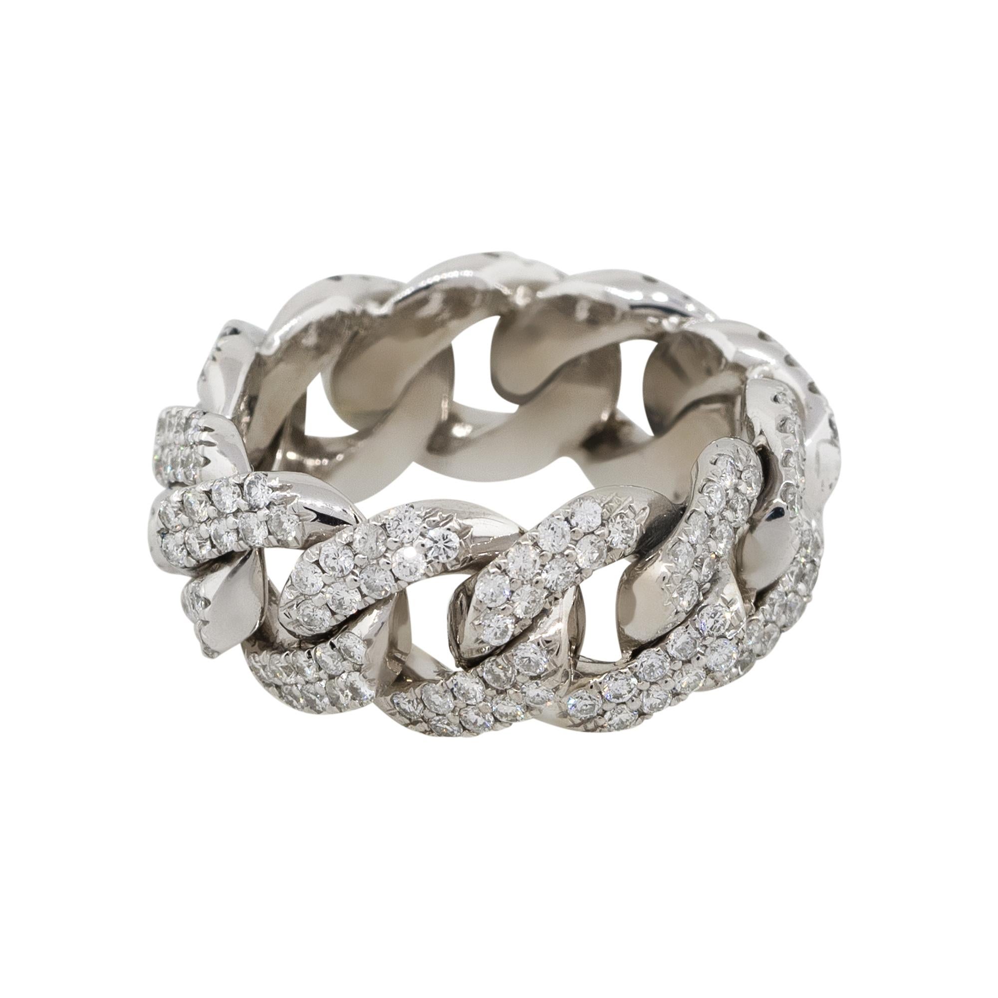 Material: 14k white gold
Diamond Details: Approx. 2.5ctw of round cut Diamonds. Diamonds are G/H in color and VS in clarity
Ring Size: 8
Ring Measurements: 1