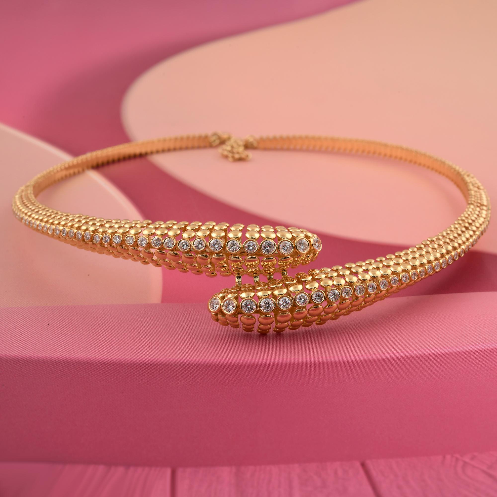 Round Cut 2.5 Carat SI/H Diamond Snake Design Choker Necklace 18 Karat Yellow Gold Jewelry For Sale