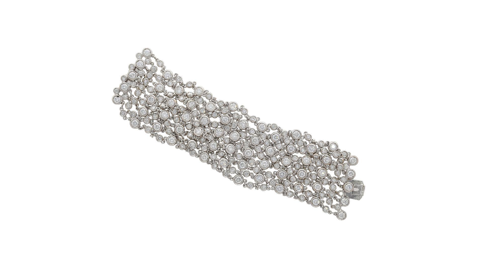 Bracelet à maillons en or blanc 18 carats avec diamants naturels taille ronde de 25 carats au total en vente 1
