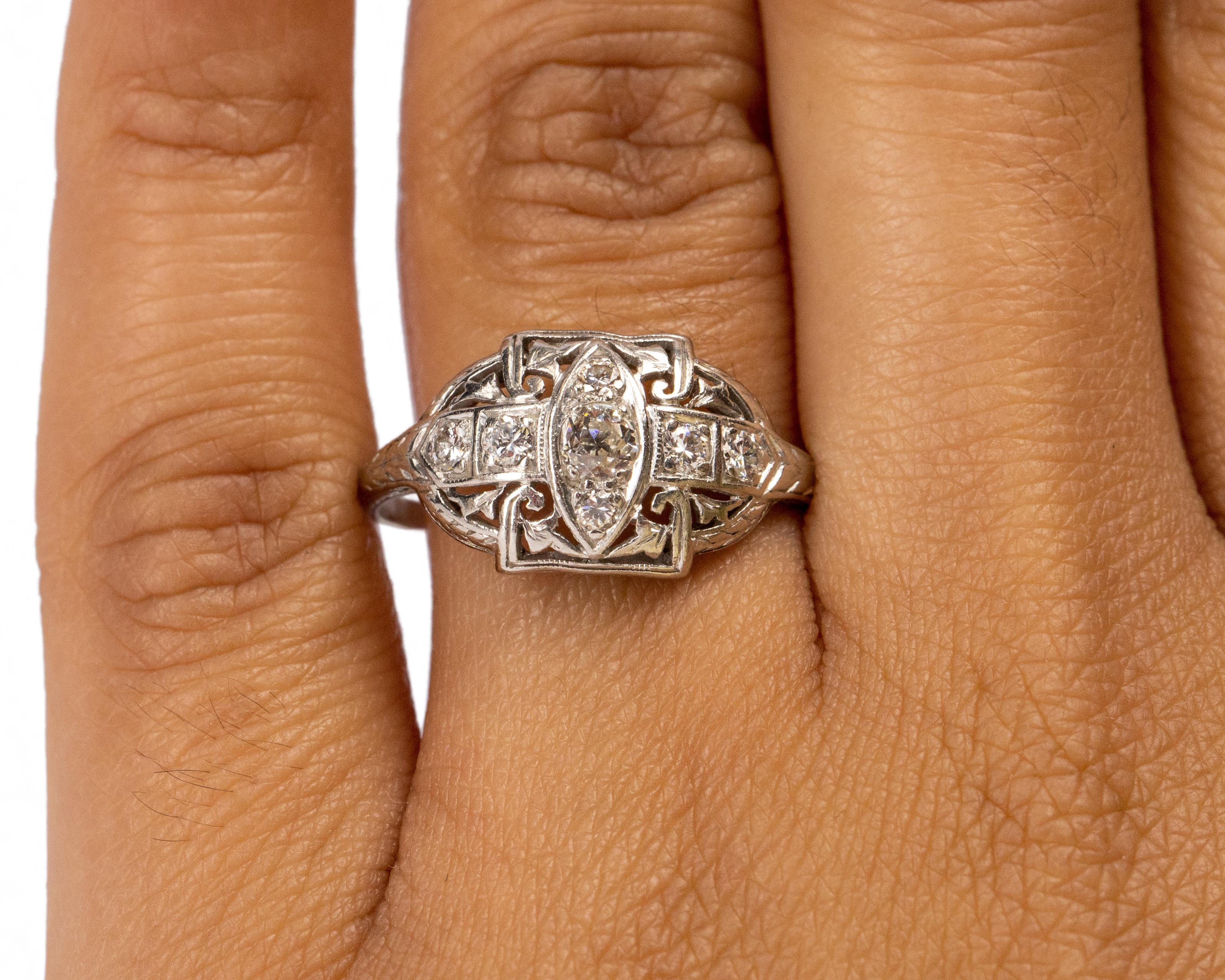 Bague de fiançailles Art déco en platine avec diamants d'un poids total de 0,25 carat Pour femmes en vente