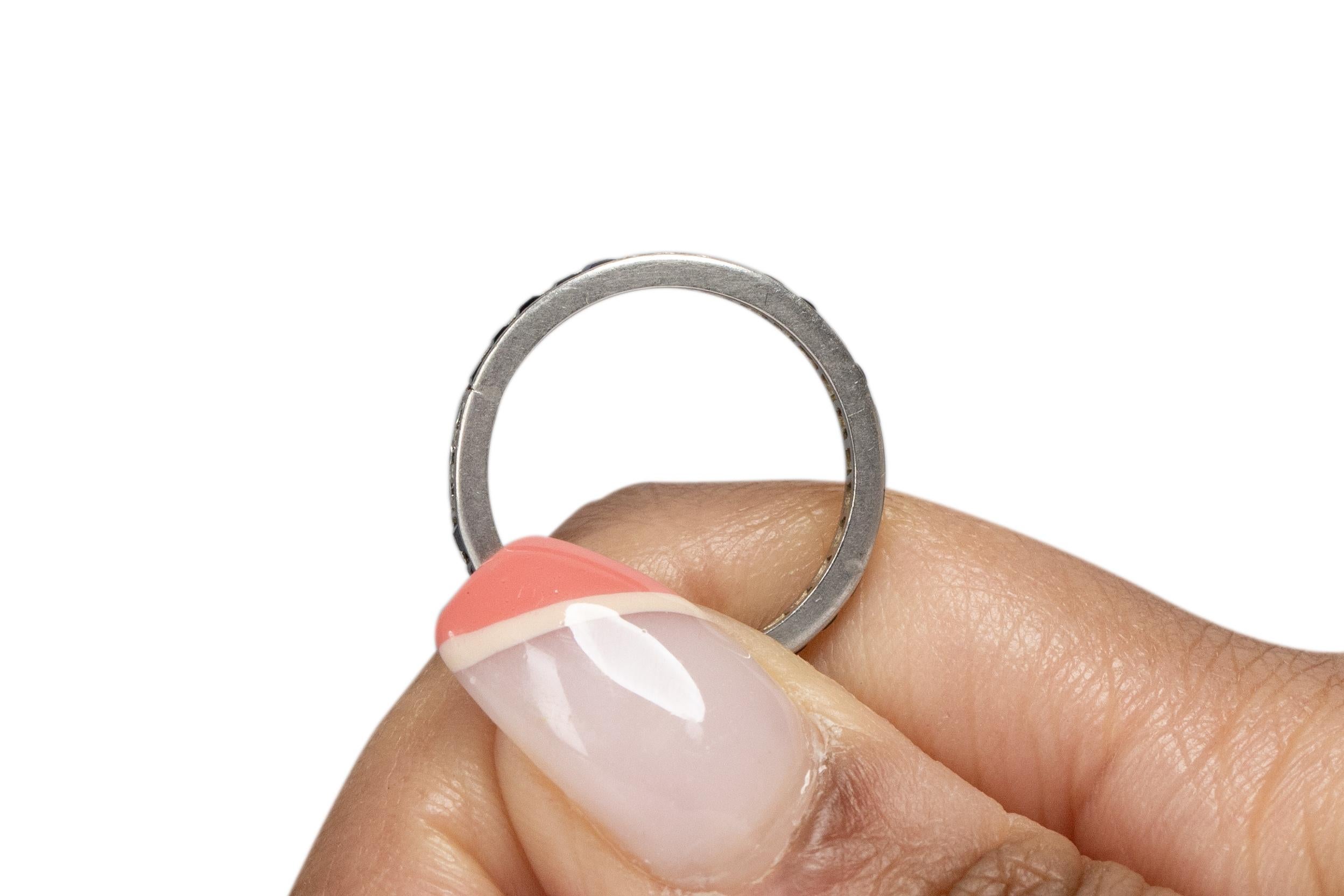Women's .25 Carat Total Weight Art Deco Diamond Platinum Engagement Ring
