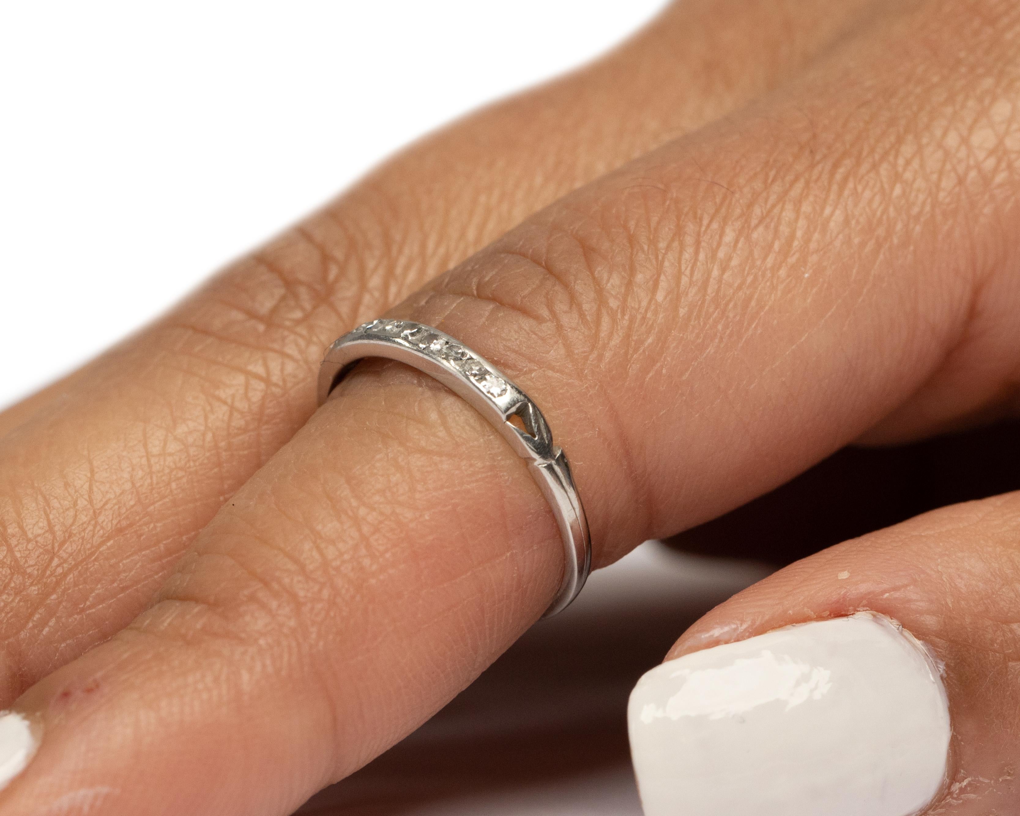 .25 Carat Total Weight Art Deco Diamond Platinum Engagement Ring For Sale 4