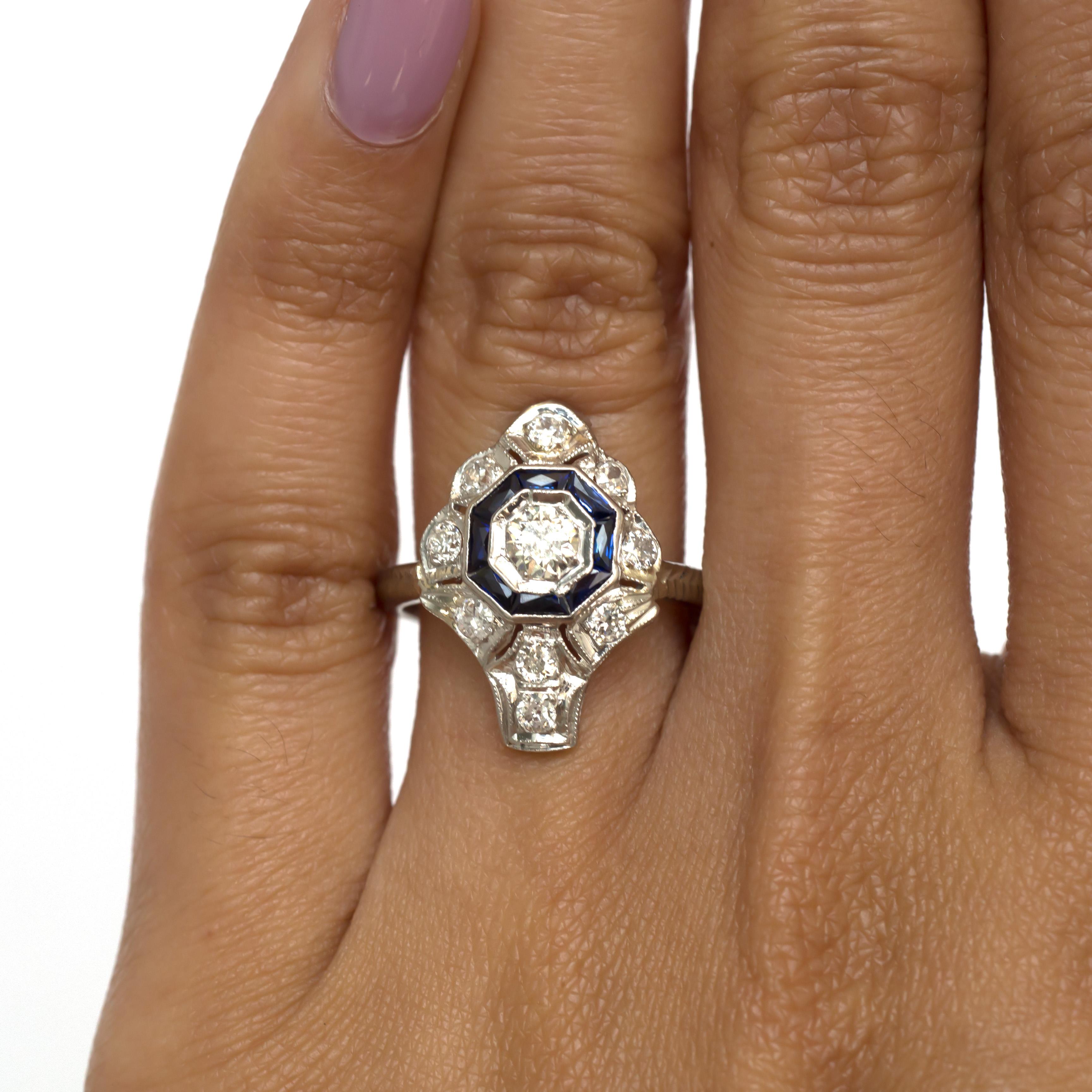 Bague de fiançailles en platine et or blanc avec diamants d'un poids total de 0,25 carat en vente 1