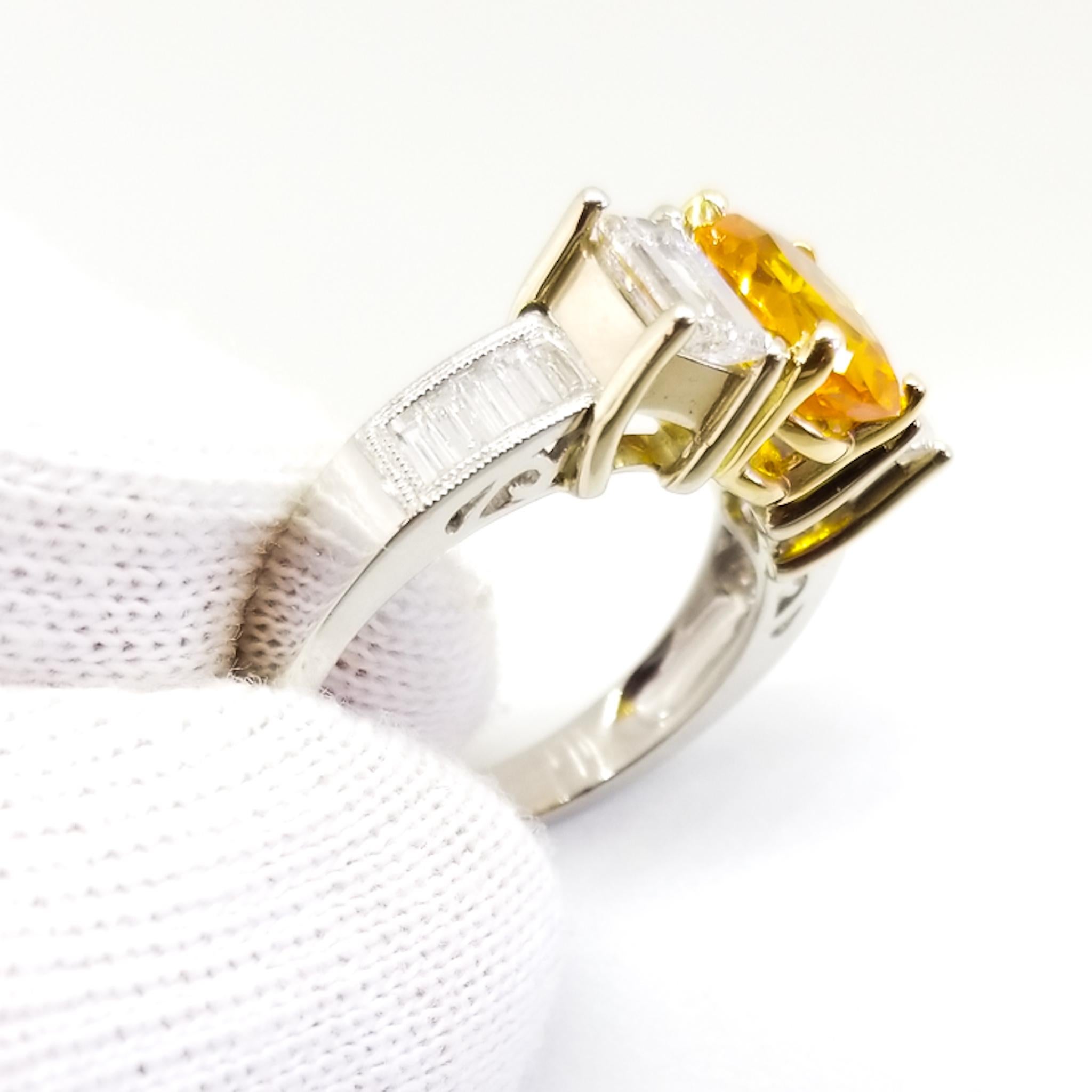 Zafiro vivo de 2,5 quilates Anillo de diamantes baguette trapezoidal de 1,5 quilates Platino 18KY en venta 6