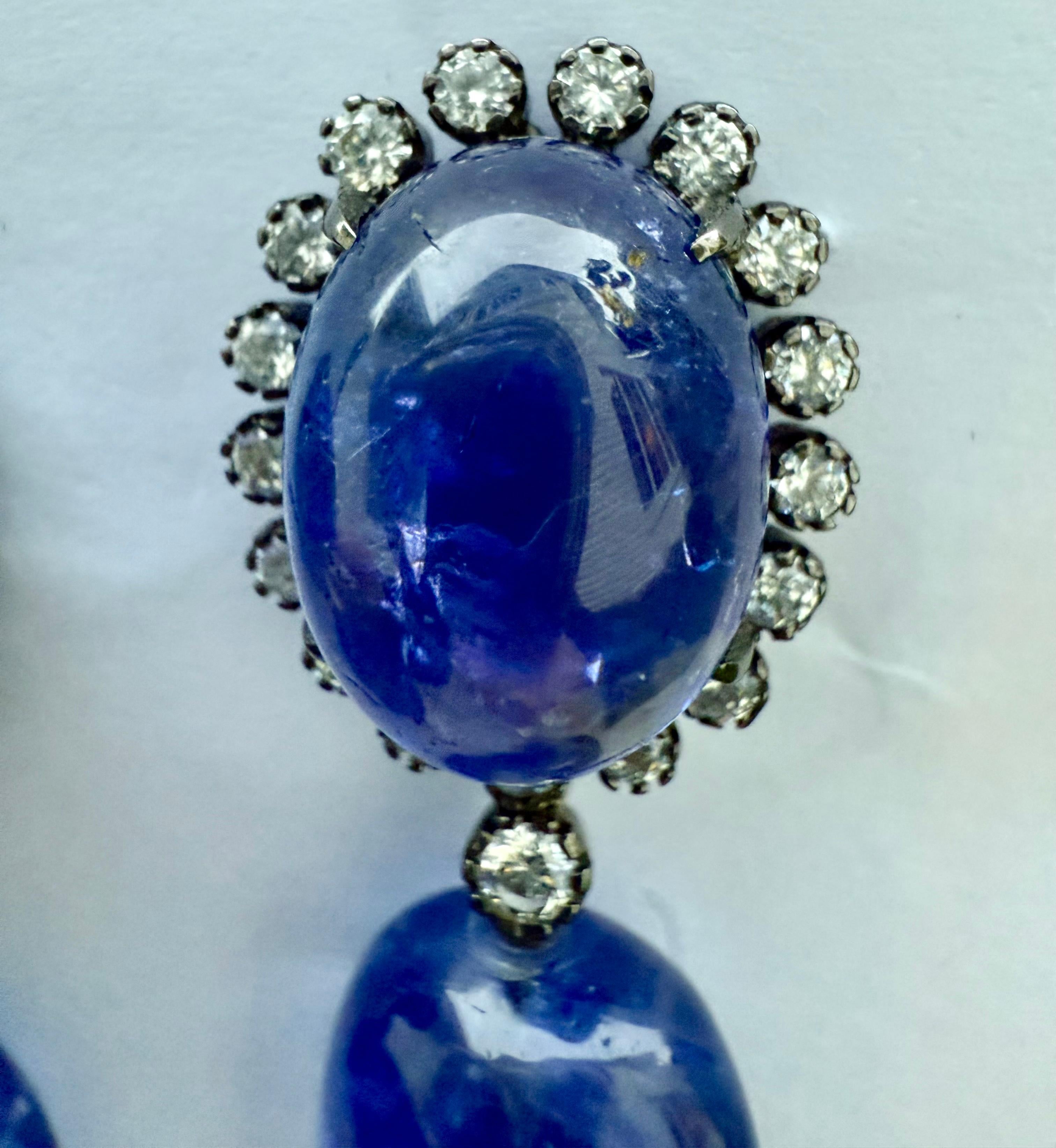 25 Karat gewölbter Tansanit mit Diamanten in Schwarzend 18k Gold im Zustand „Neu“ im Angebot in Los Angeles, CA