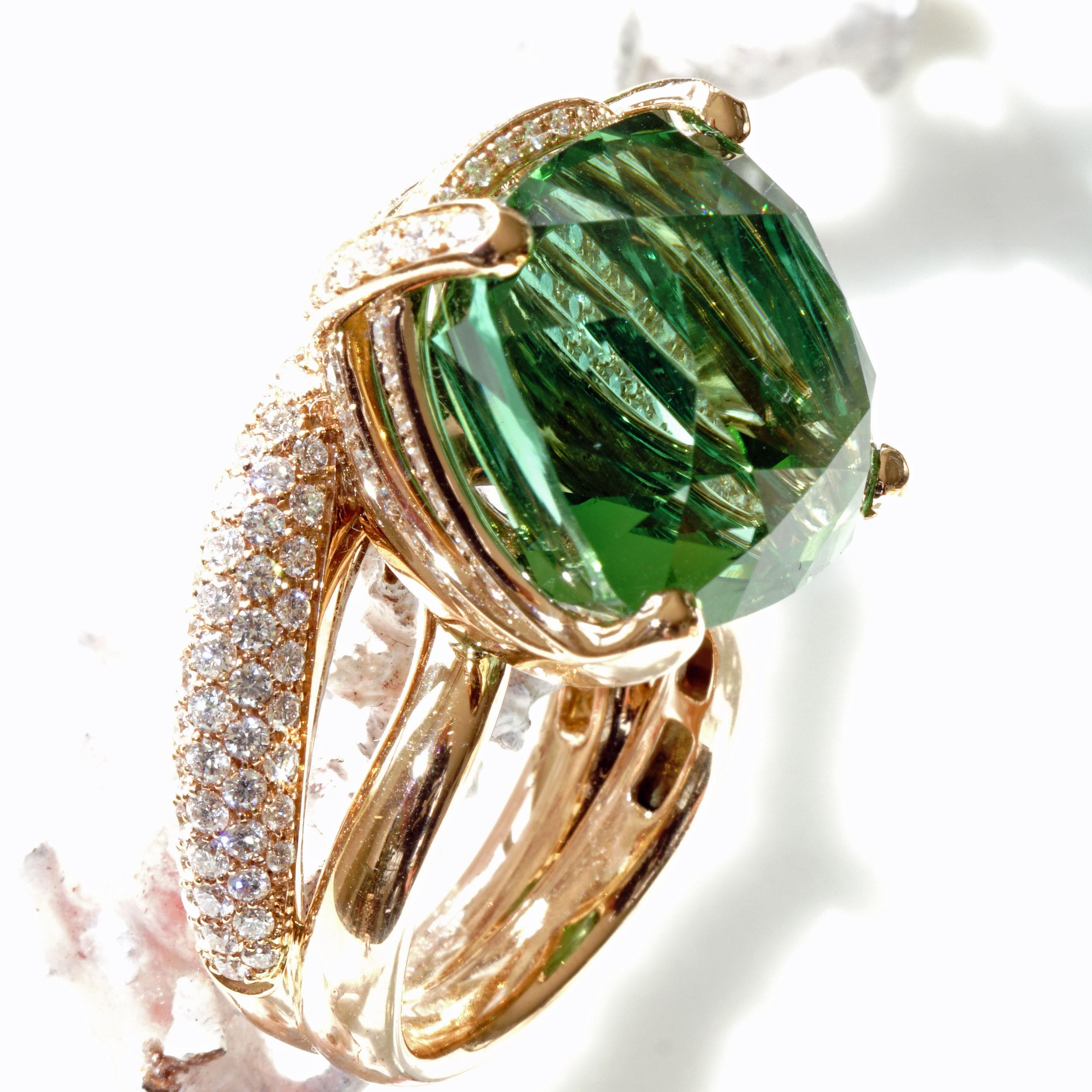 Modern 25 carat mintgreen Kunar Tourmaline Brilliant Ring Afghanistan 73