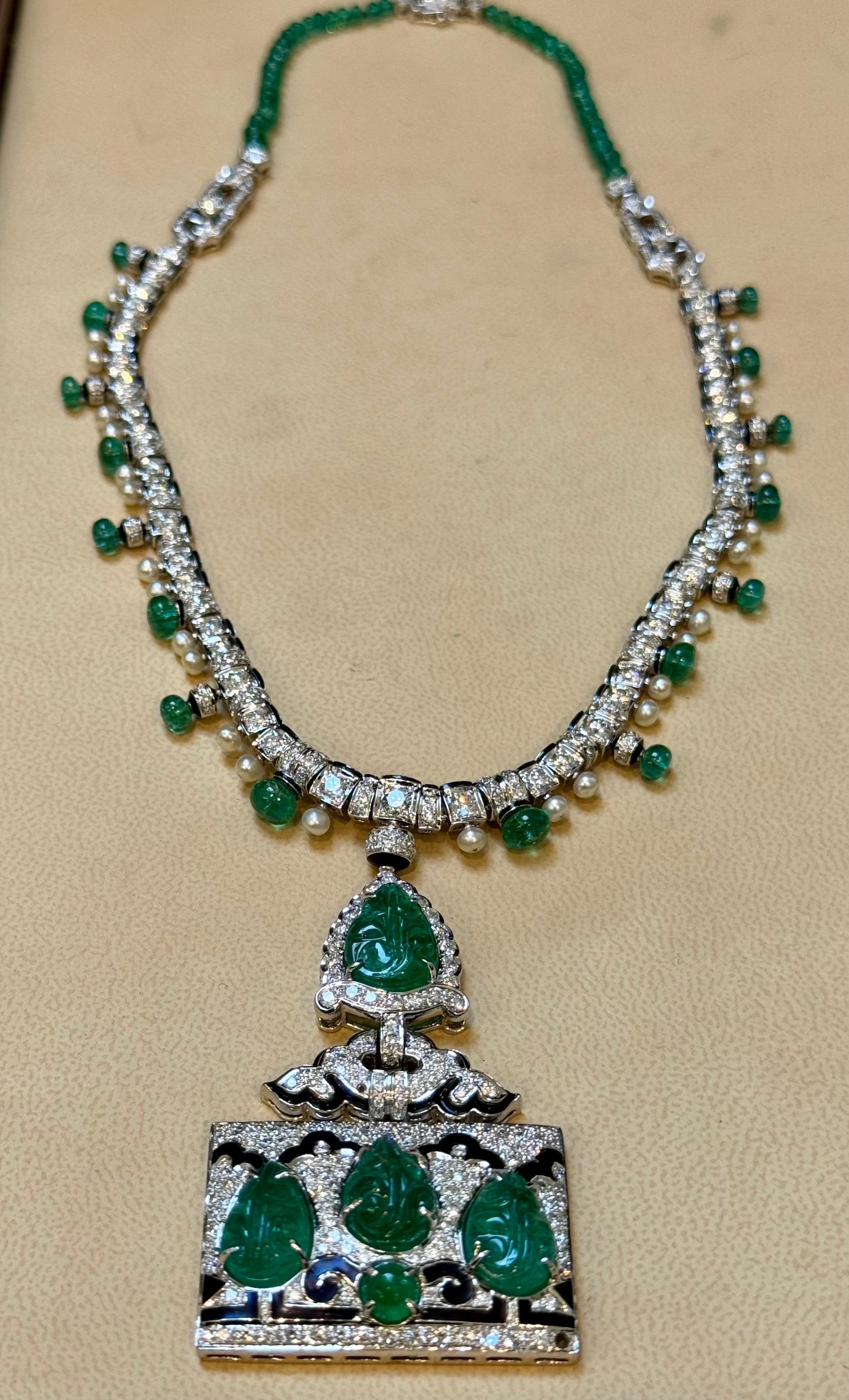 25 Ct Natural Carved Emerald & 10 Ct Diamond Art Deco  18 KW Gold Necklace In Excellent Condition For Sale In New York, NY