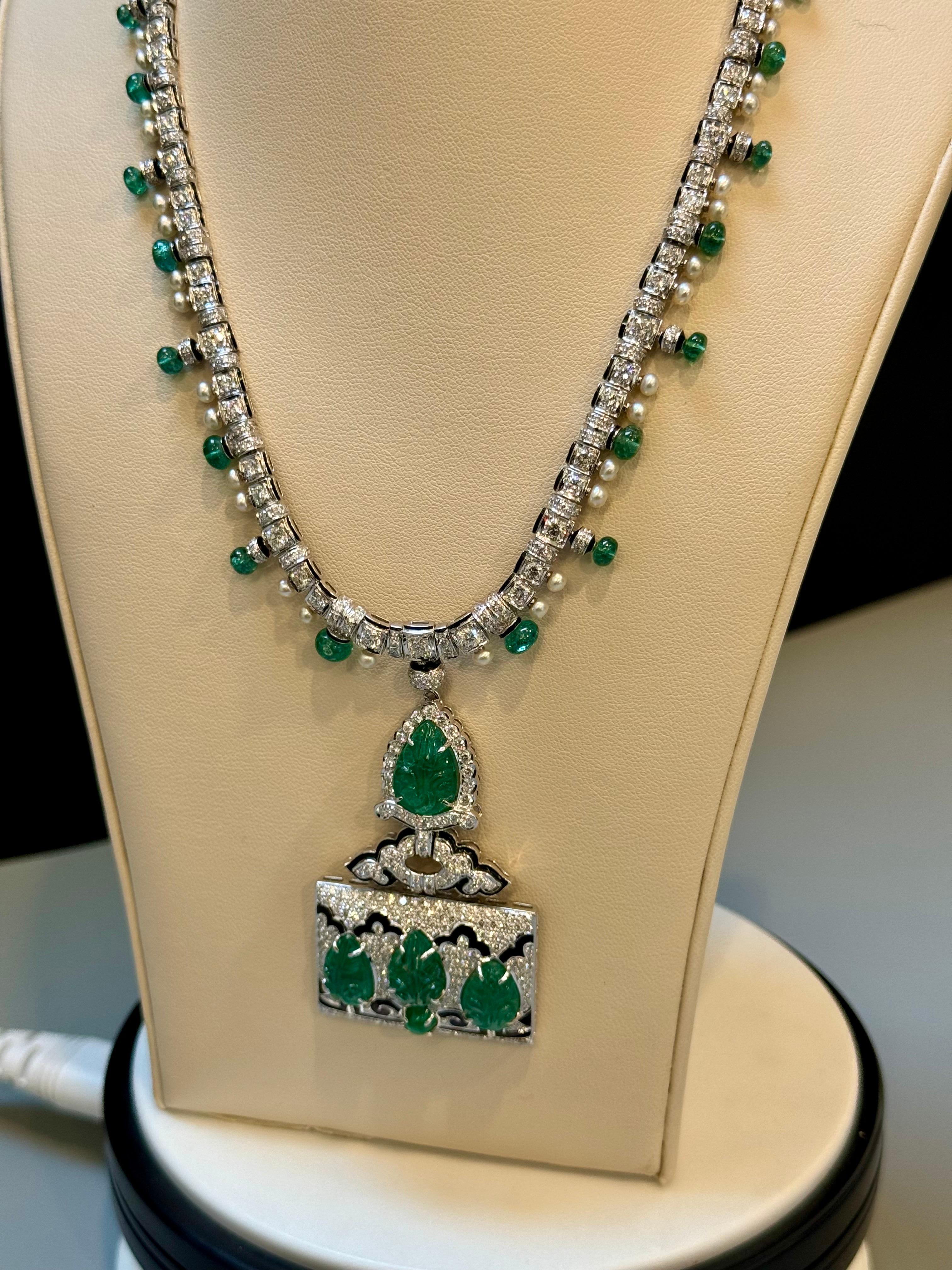 25 Ct Natural Carved Emerald & 10 Ct Diamond Art Deco  18 KW Gold Necklace For Sale 2