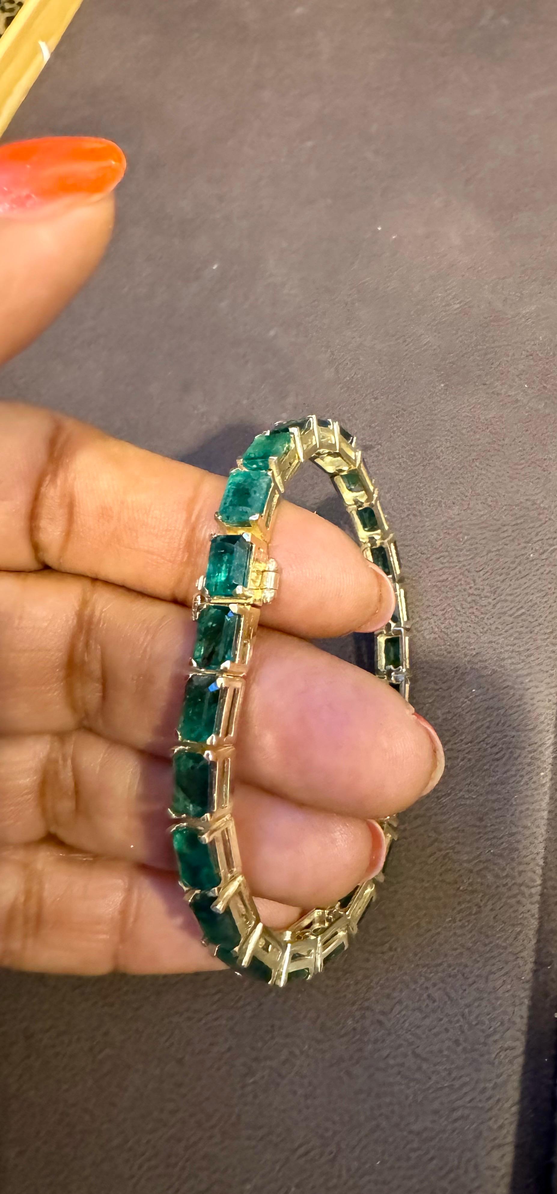 Donna Bracciale da tennis con smeraldo naturale da 25 carati in oro giallo 14 kt 7