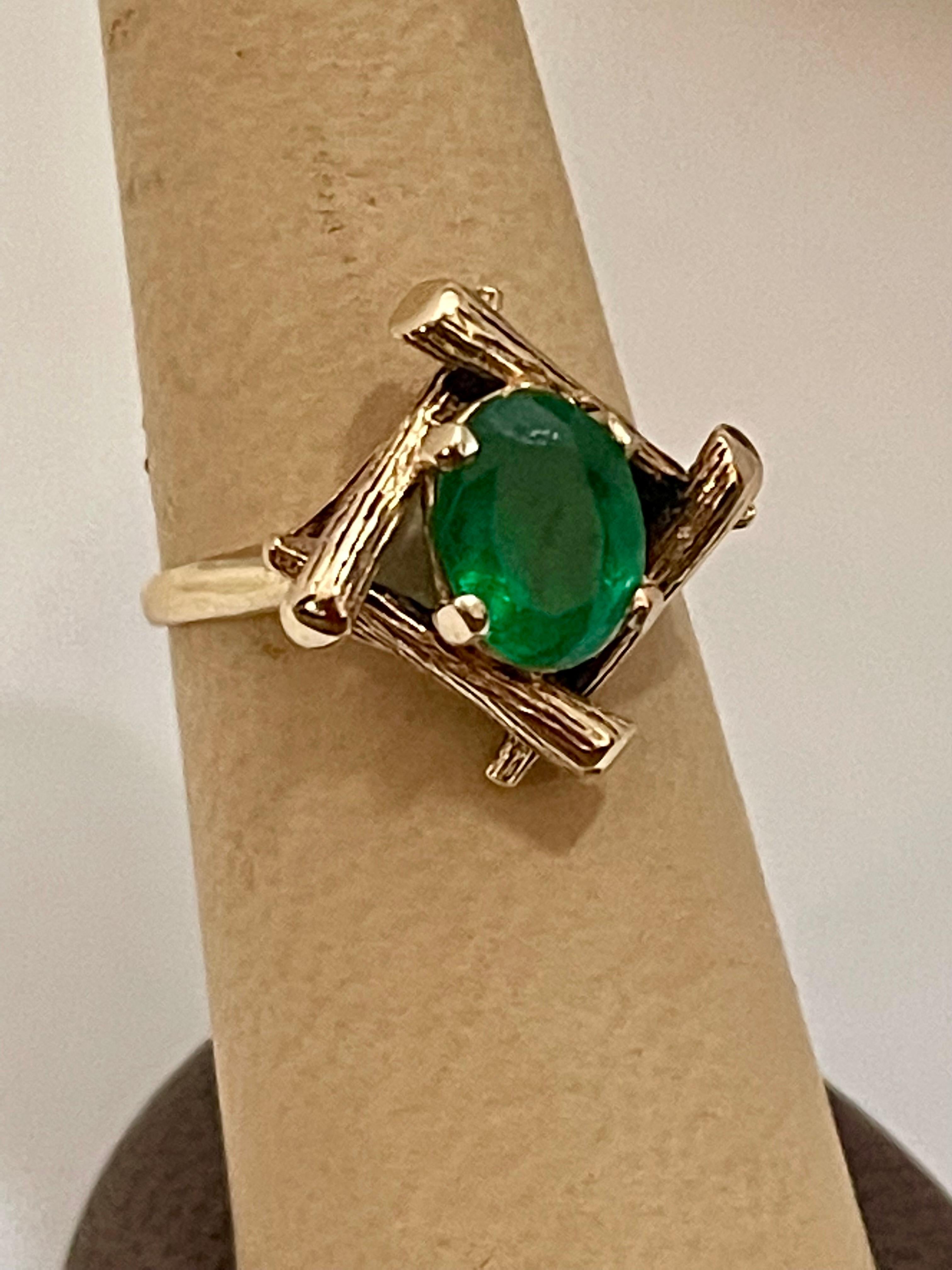 2,5 Karat natürlicher Smaragd, ovaler brasilianischer Ring aus 14 Karat Gelbgold 9