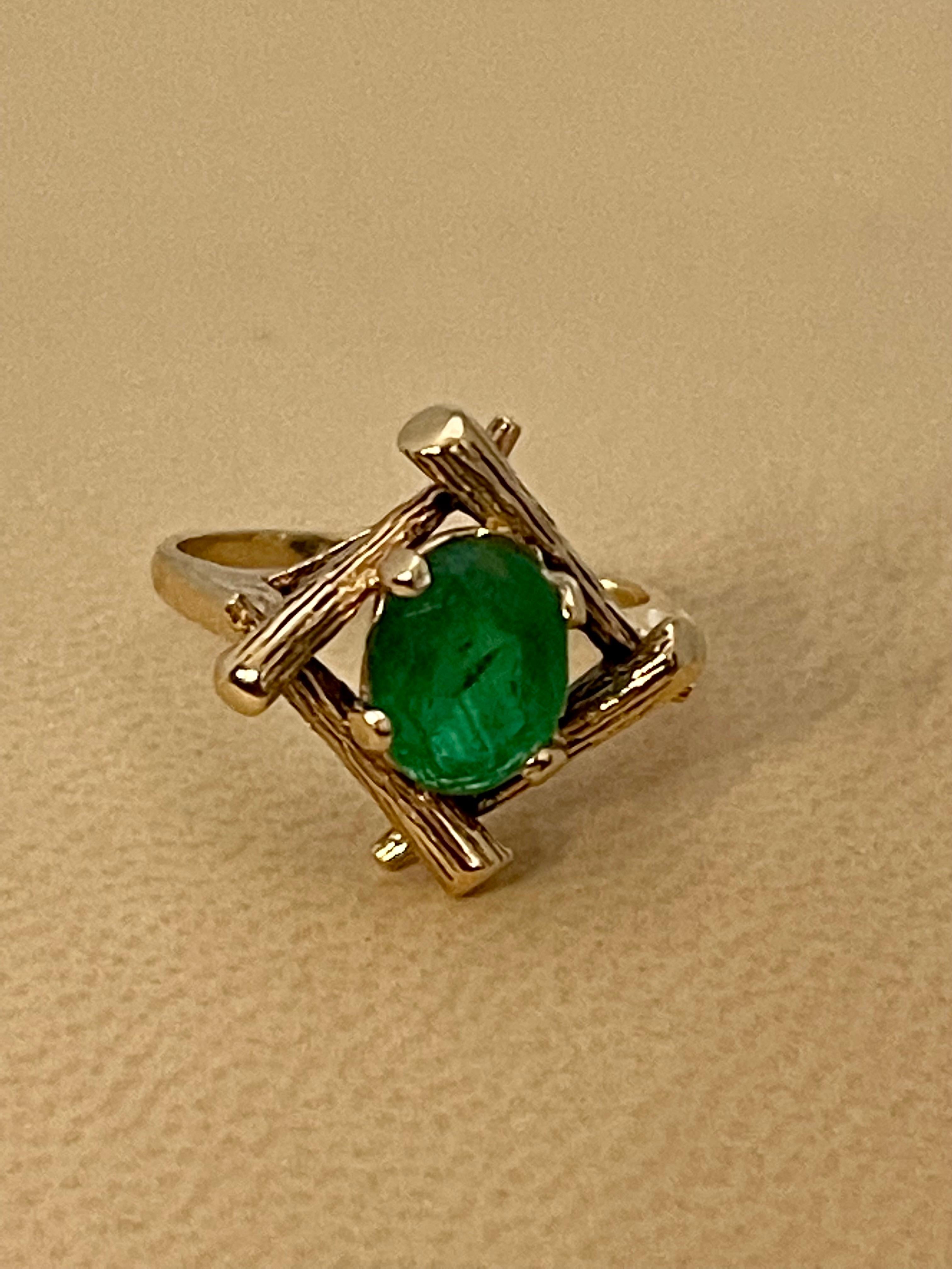 2,5 Karat natürlicher Smaragd, ovaler brasilianischer Ring aus 14 Karat Gelbgold 3