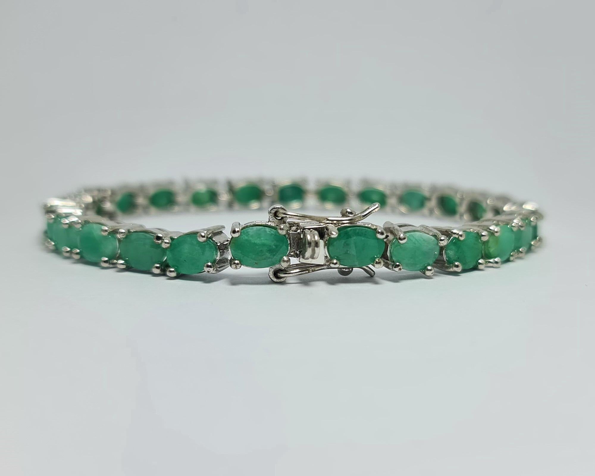 emerald tennis bracelet silver