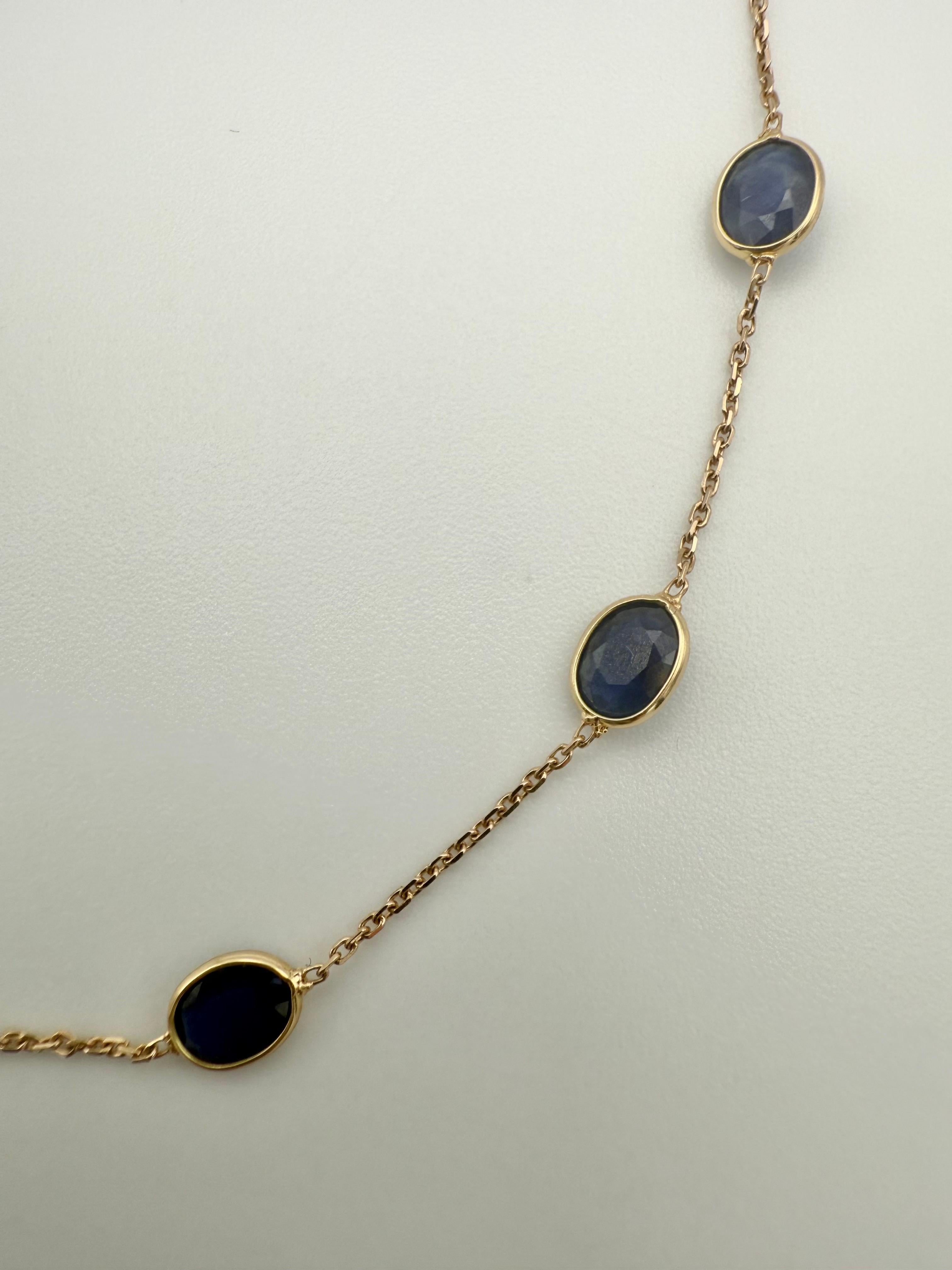 Pulsera apilable de cadena con zafiro azul talla oval de 2,5 qt Oro amarillo de 18 quilates en venta 4