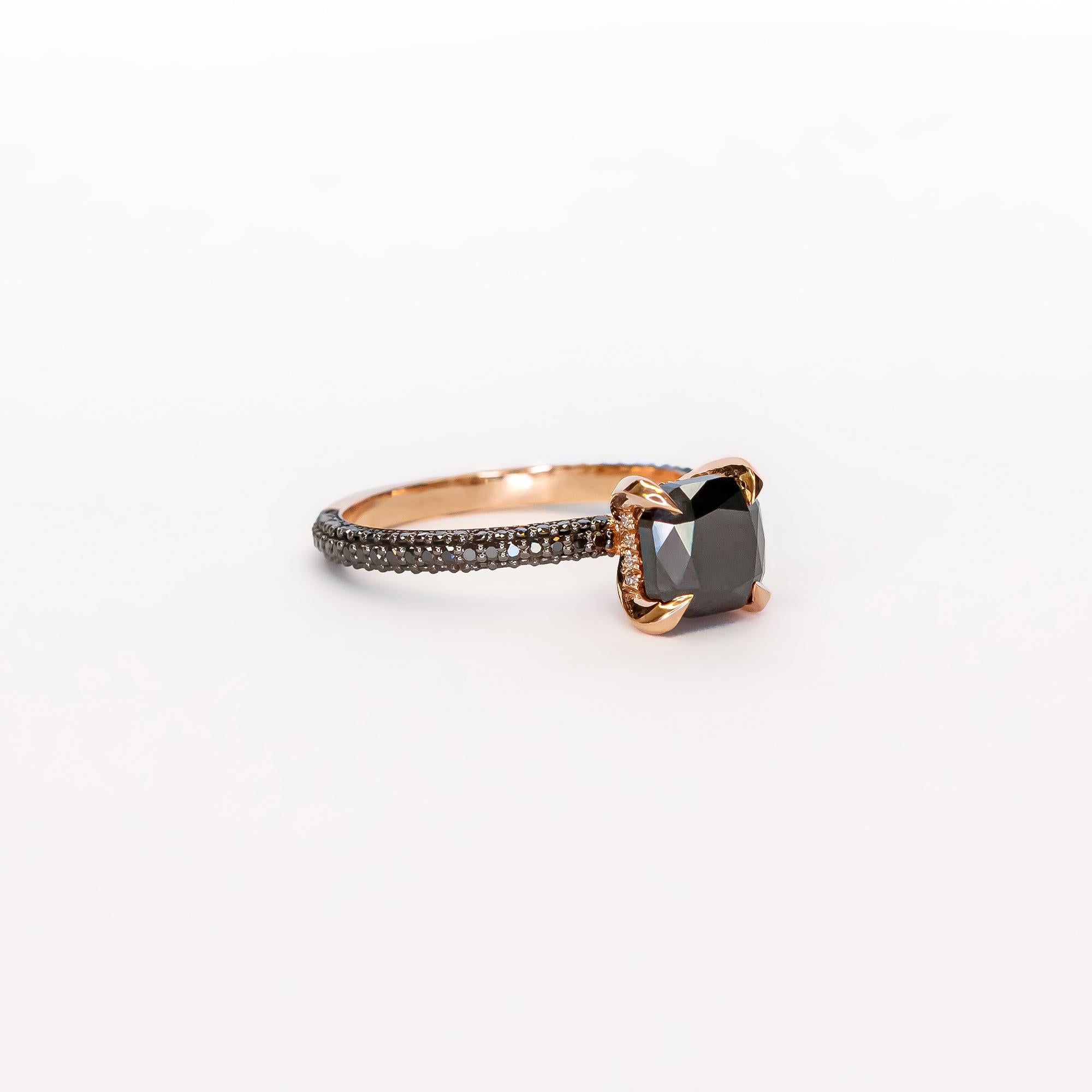 2.5cts Ooak Cushion Cut Natural Black&White Diamond Statement Ring in Rose Gold For Sale 5