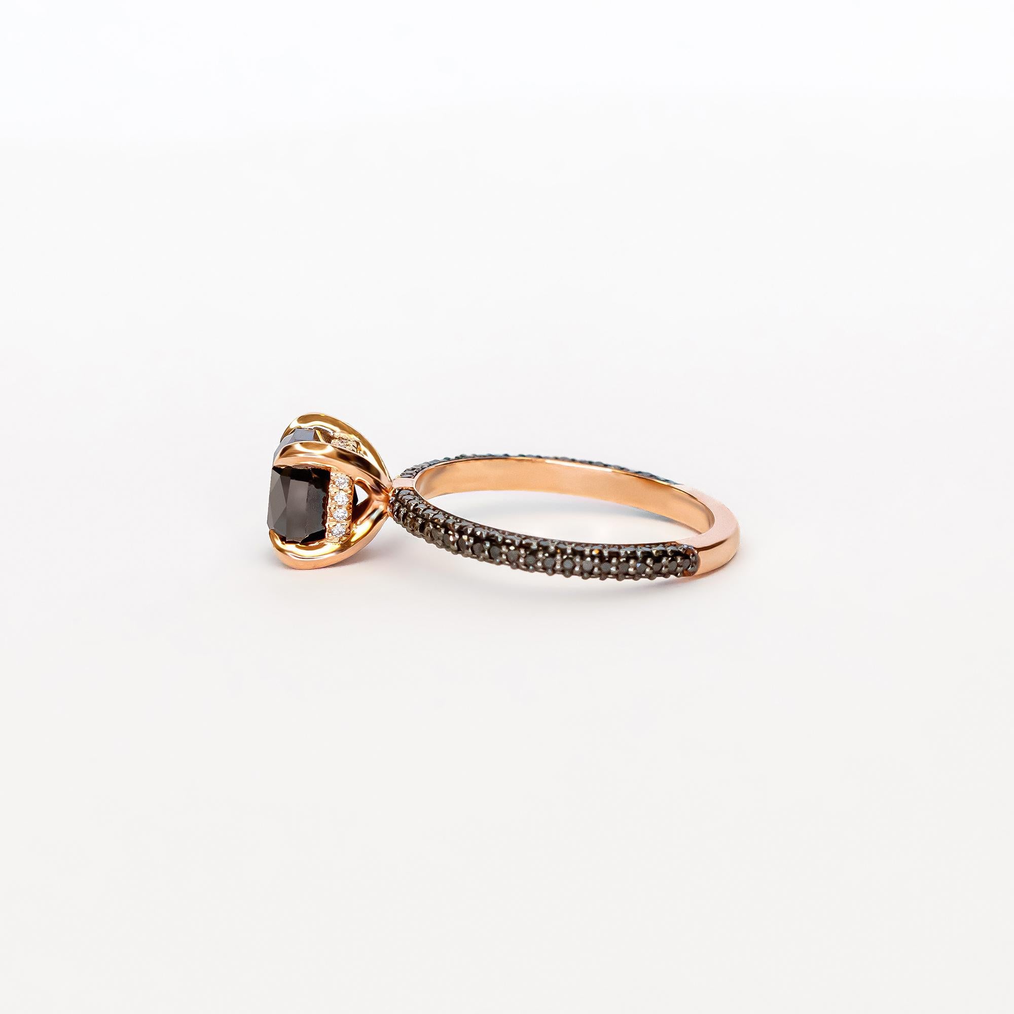 2.5cts Ooak Cushion Cut Natural Black&White Diamond Statement Ring in Rose Gold For Sale 6