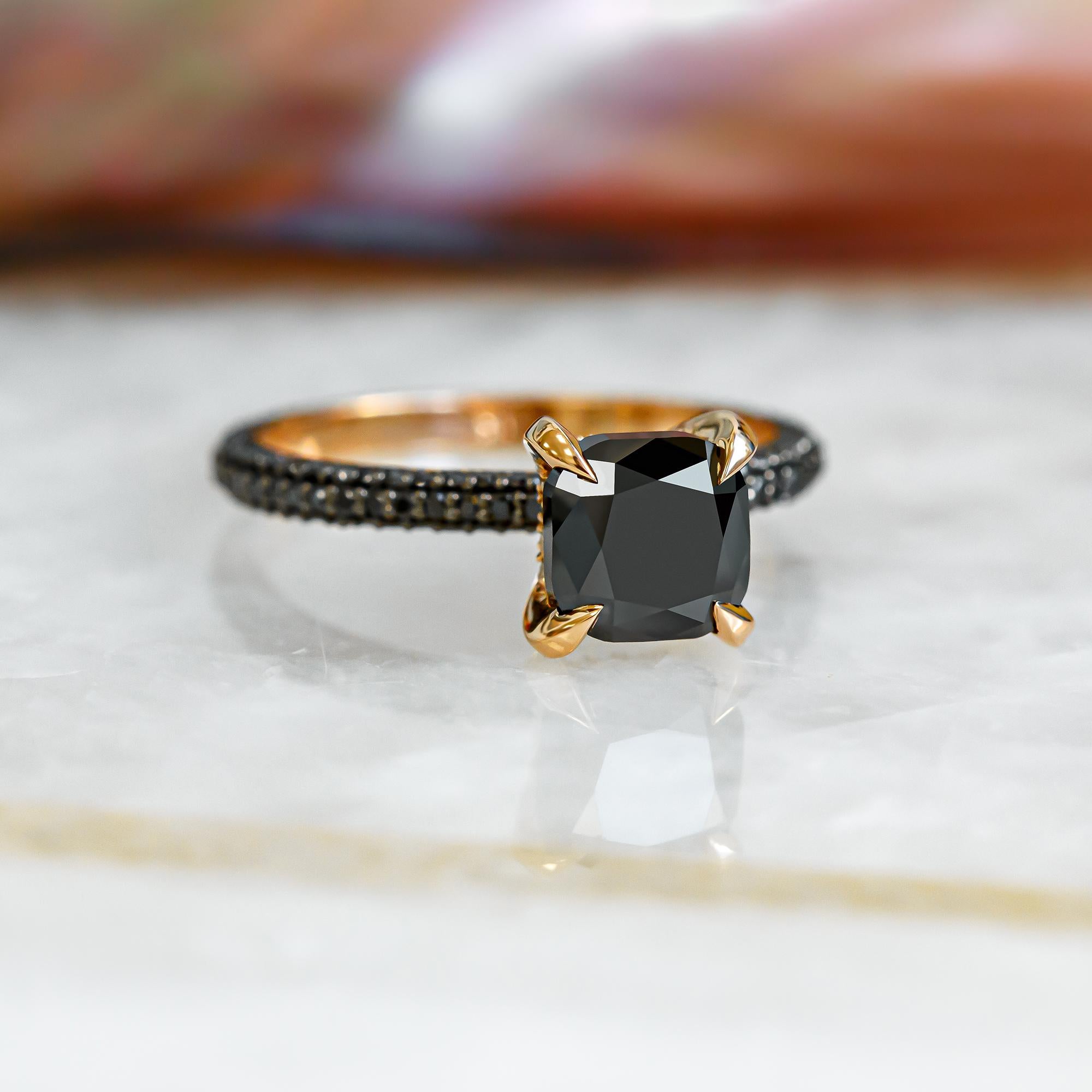 2.5cts Ooak Cushion Cut Natural Black&White Diamond Statement Ring in Rose Gold For Sale 2