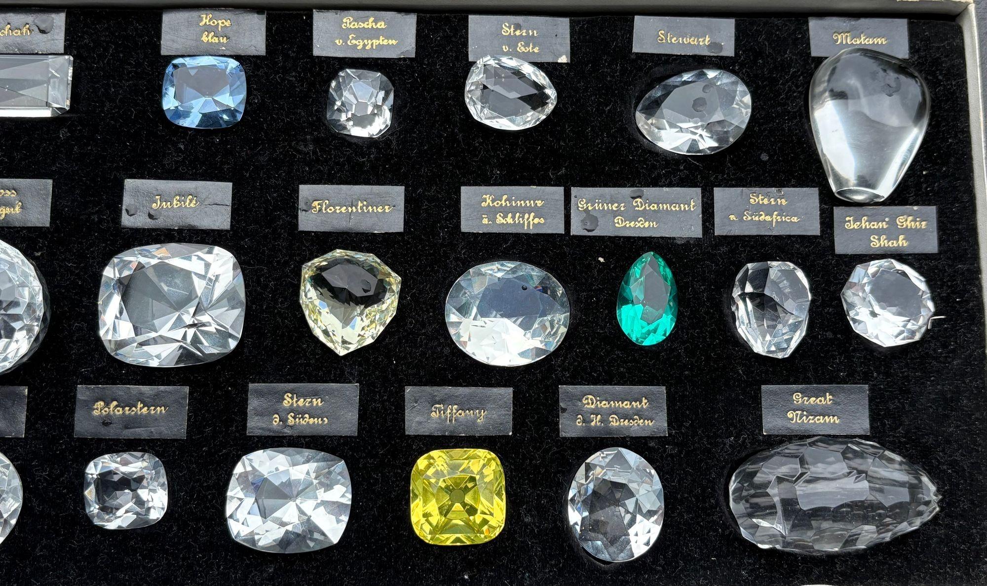 25 Glass Reproductions of Historical Diamonds, Leather Pad Case, Sotheby's Prov. For Sale 8