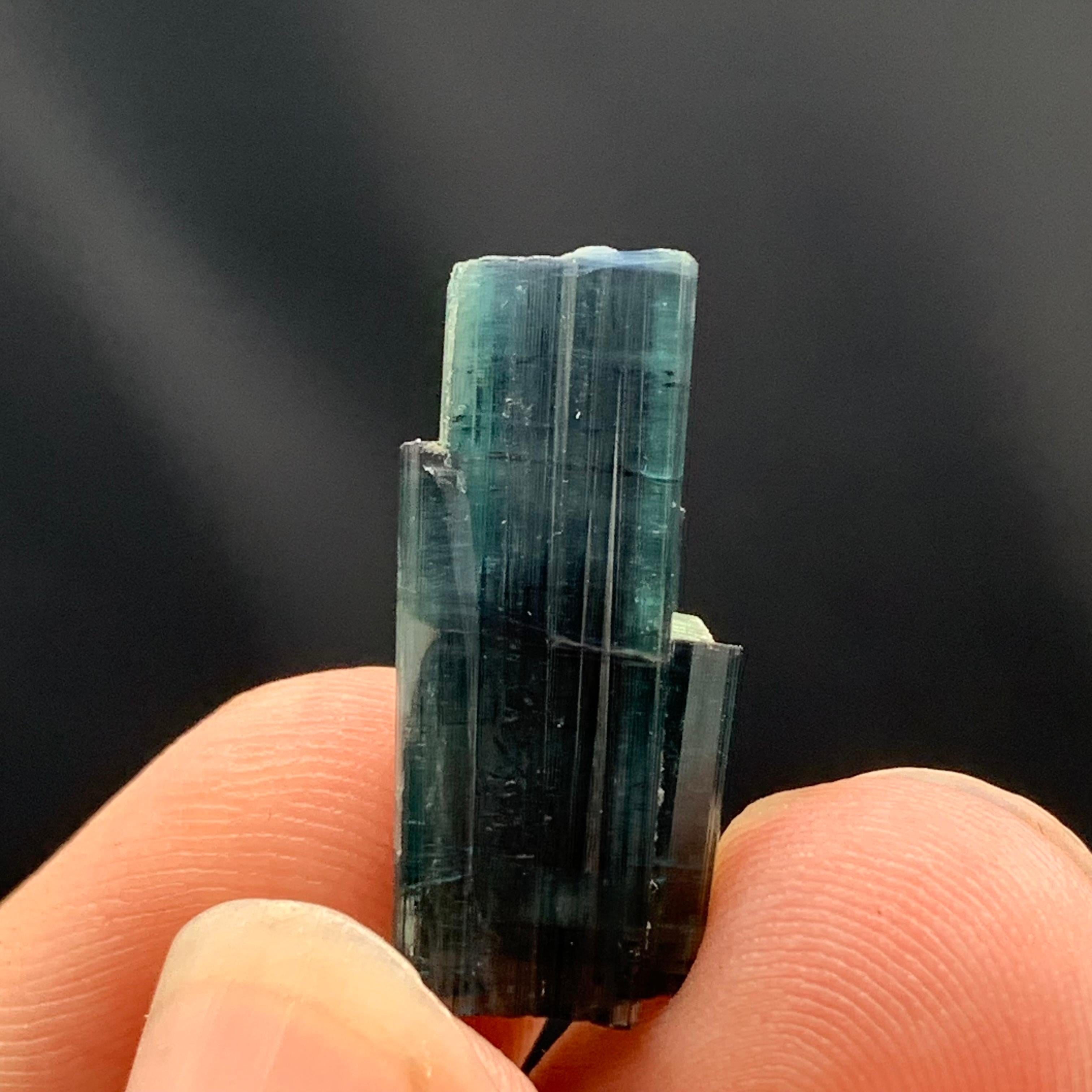 2.5 Grams Robust Terminated Indicolite Tourmaline Crystals From Afghanistan In Good Condition For Sale In Peshawar, PK