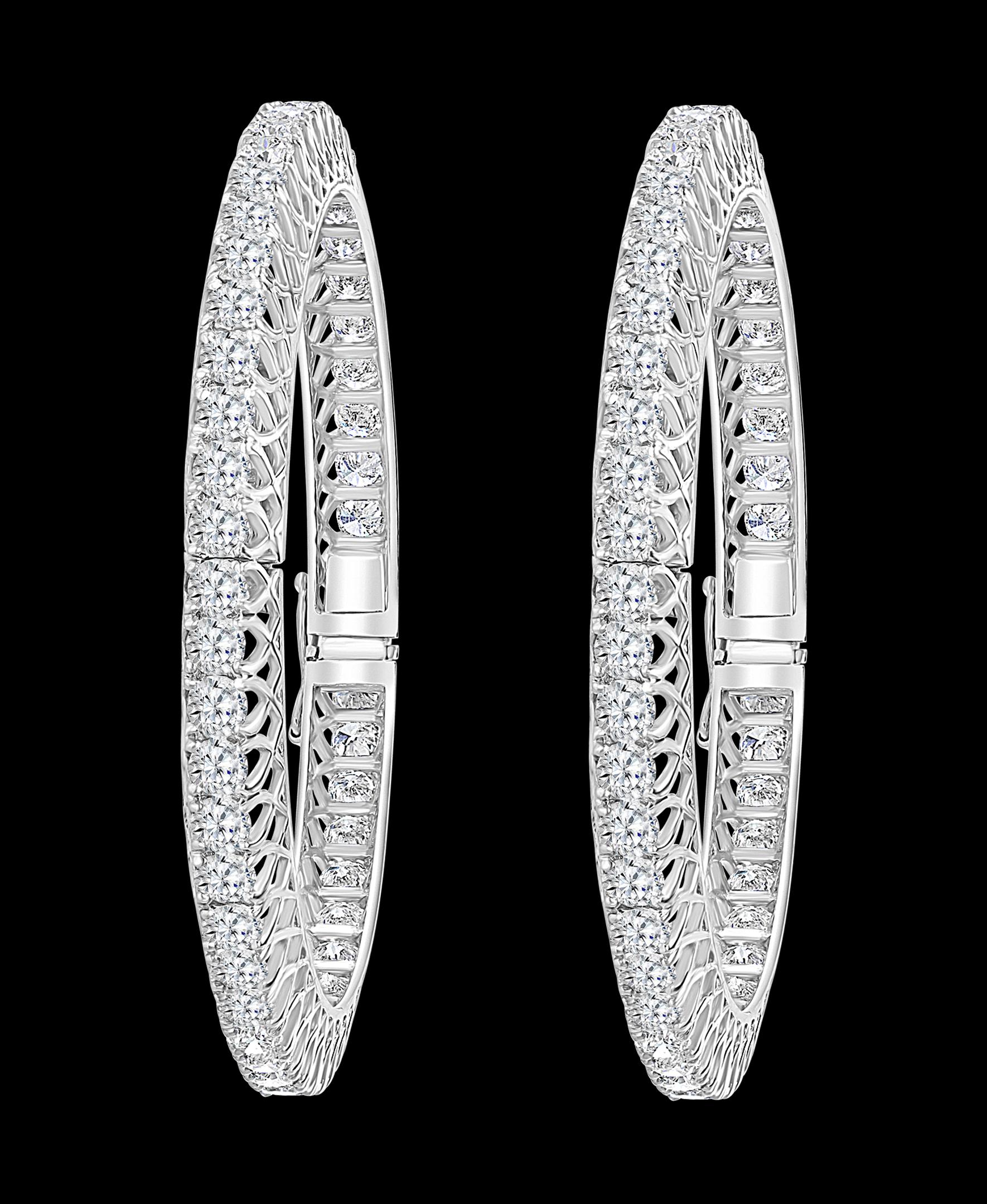 Round Cut 25 Pointer Each, 26 Carat Single Line Eternity 18 Kt Gold & Diamond Bangle, Pair