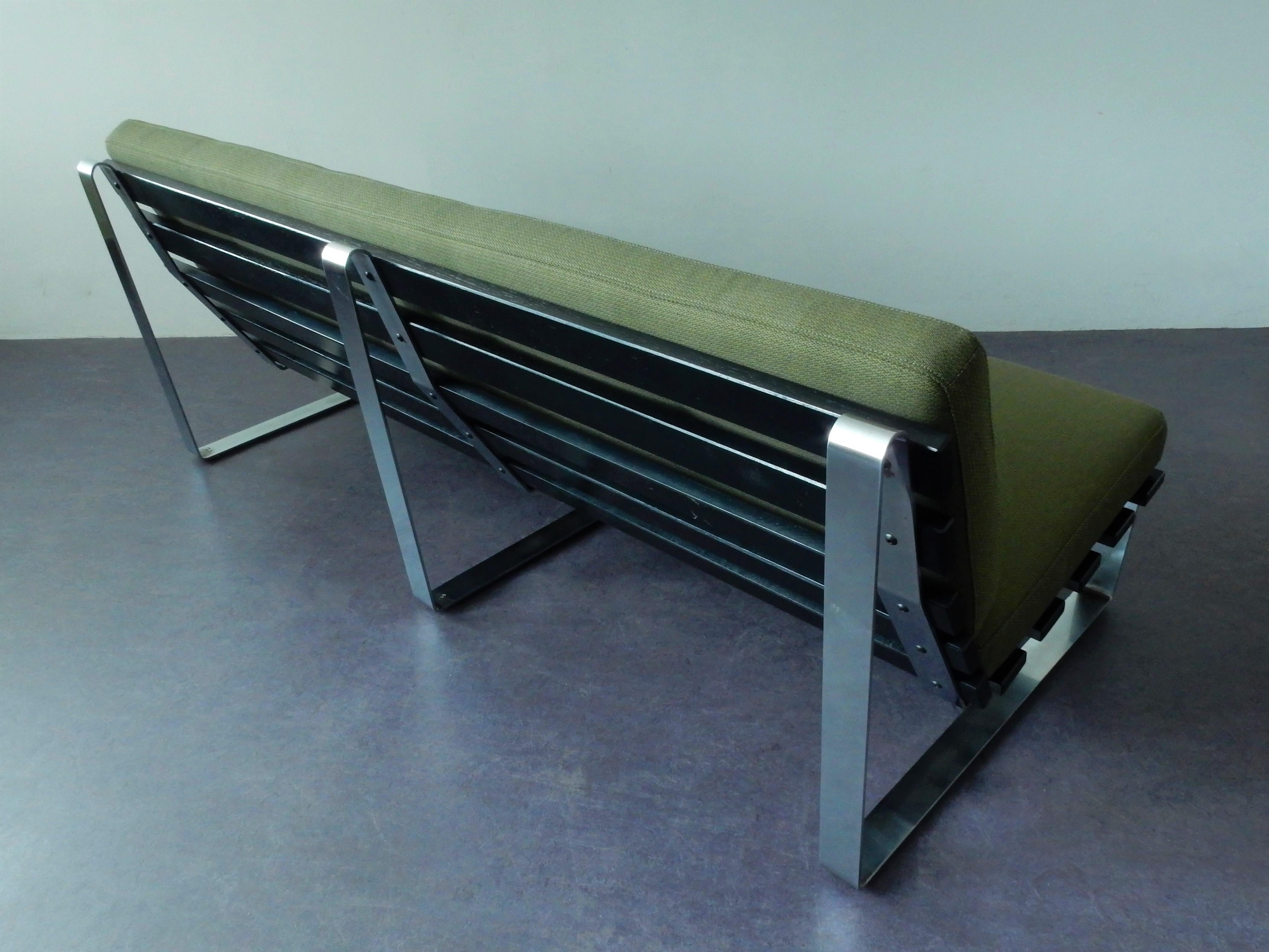 2, 5-Seat Sofa by Kho Liang Ie for Artifort, 1962, with New De Ploeg Fabric In Good Condition For Sale In Steenwijk, NL