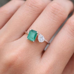 2.5 TCW Emerald Cut Emerald Pear Diamond Toi et Moi Ring 18k White Gold