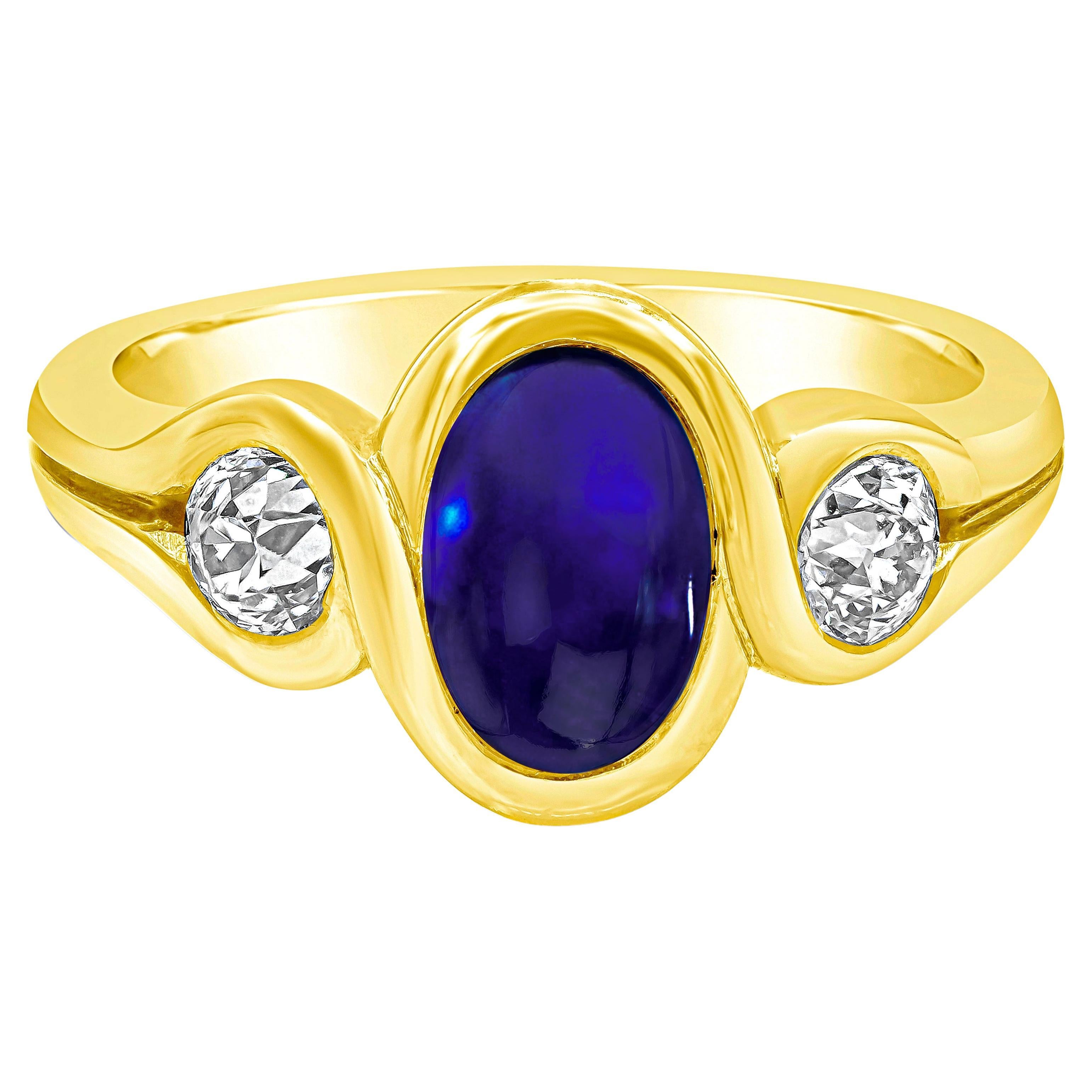2,50 Cabochon Blauer Saphir und Diamant Dreistein-Mode-Ring