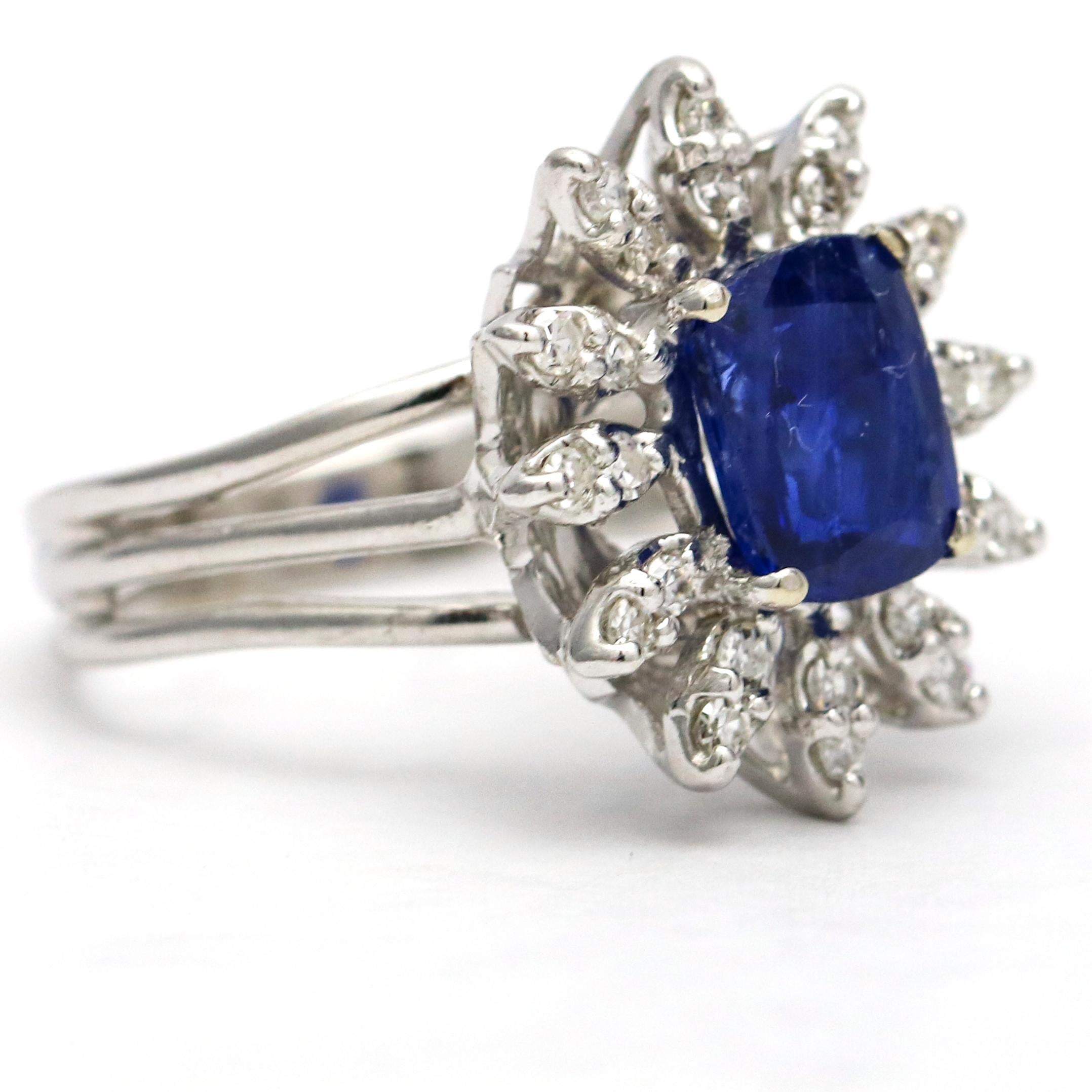 Cushion Cut 2.50 Carat 14 Karat White Gold Ceylon Blue Sapphire Diamond Dinner Ring For Sale