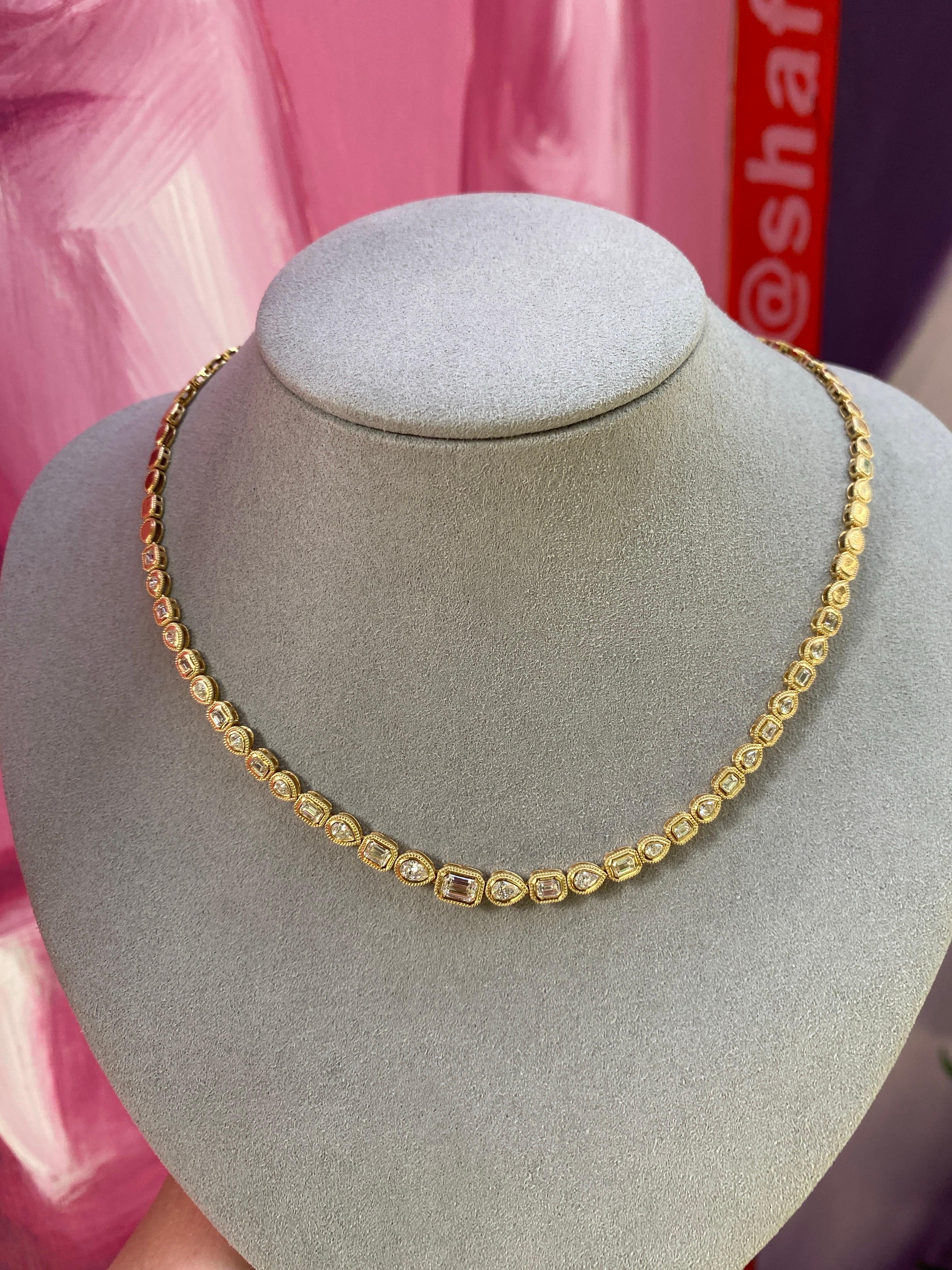 Collana tennis con diamanti incastonati a forma di pera e smeraldo alternati da 2,50 carati in vendita 6