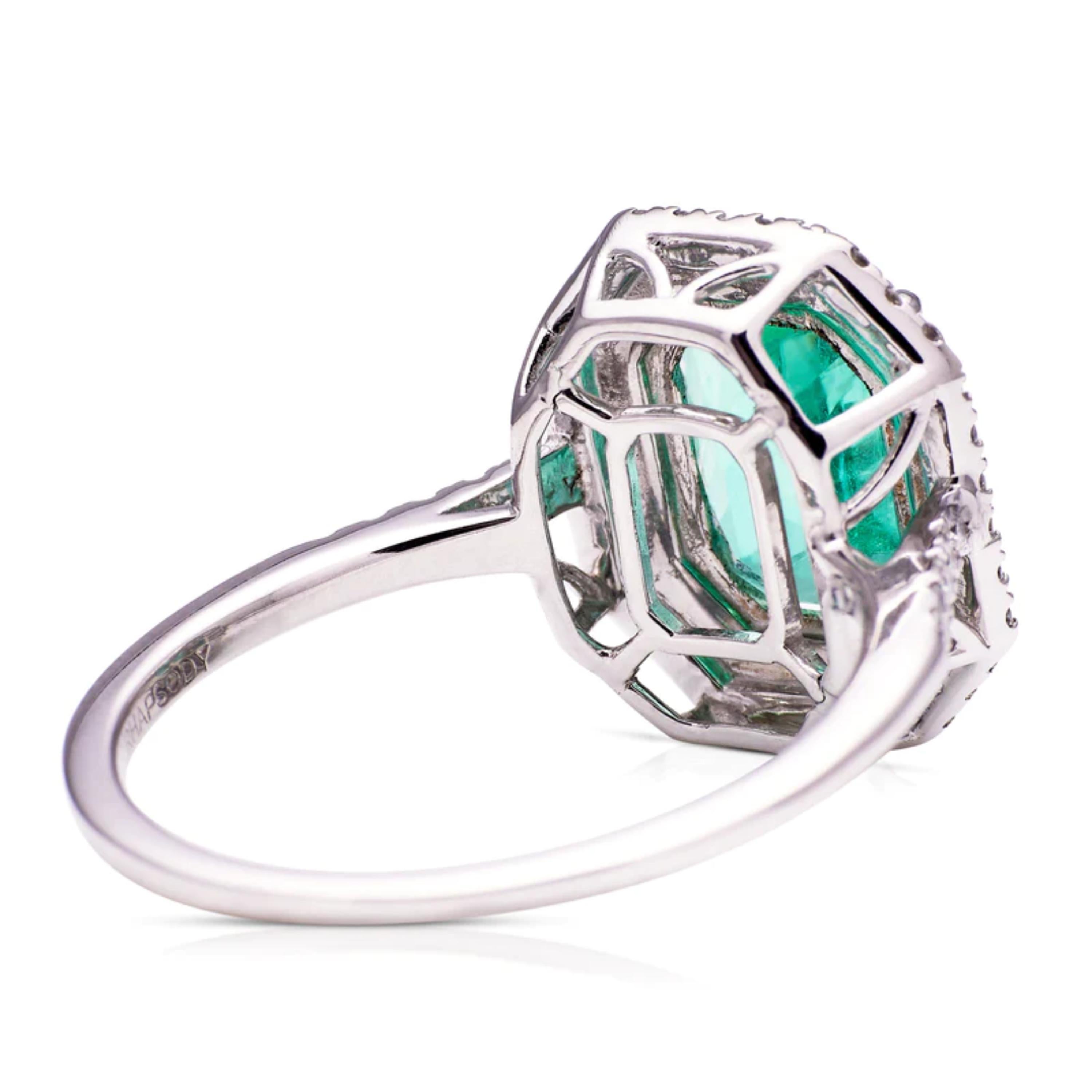Art Deco 2.50 Carat Colombian Emerald Diamond Engagement Ring Halo Emerald Cocktail Ring For Sale