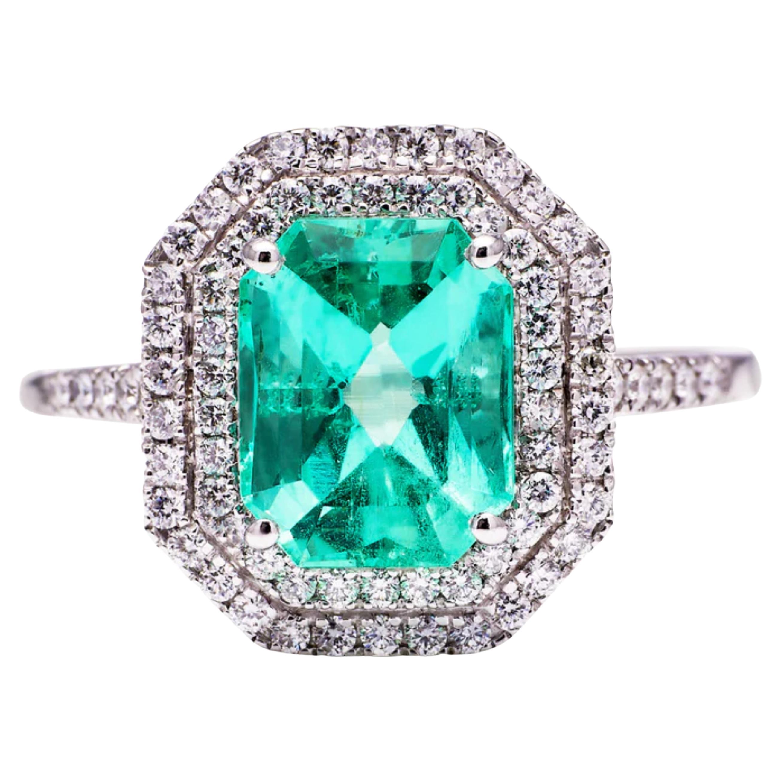 2.50 Carat Colombian Emerald Diamond Engagement Ring Halo Emerald Cocktail Ring For Sale