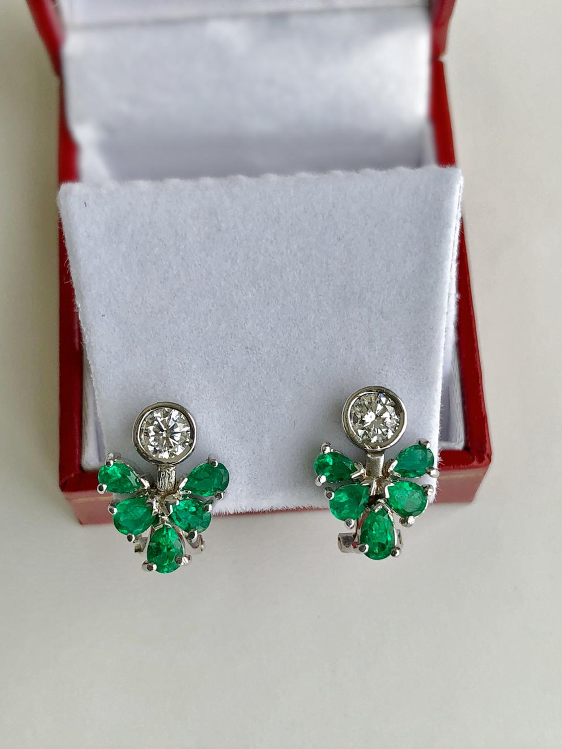 Contemporary 2.50 Carat Diamond AAA Colombian Emerald Cluster Earrings 18K White Gold For Sale