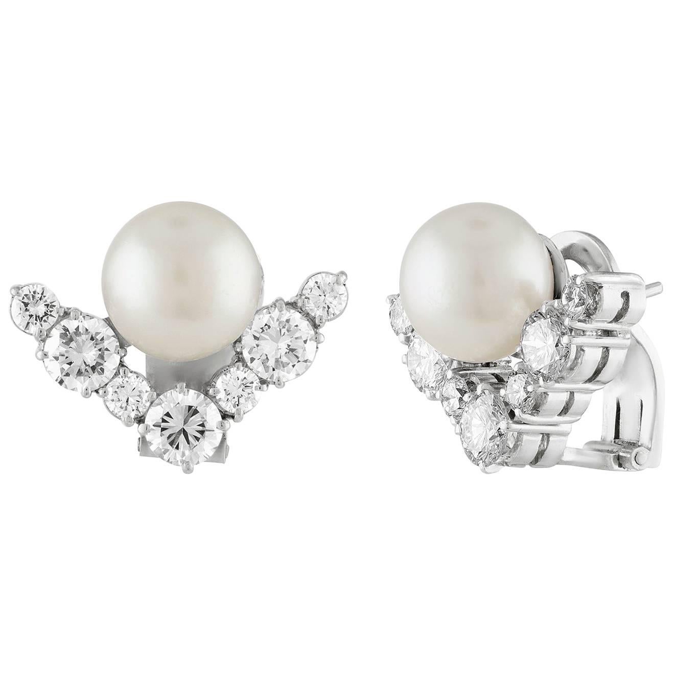 2.50 Carat Diamond and Pearl Gold Chevron Earrings For Sale