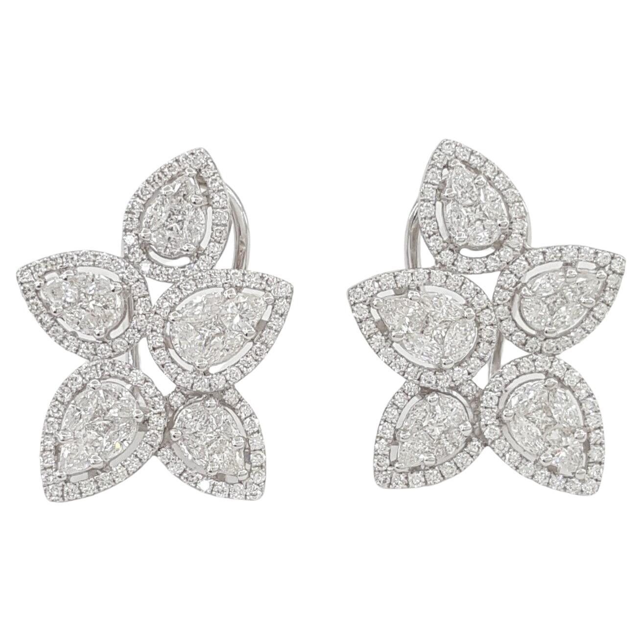 2.50 Carat Diamond Cluster Earrings In New Condition For Sale In Rome, IT