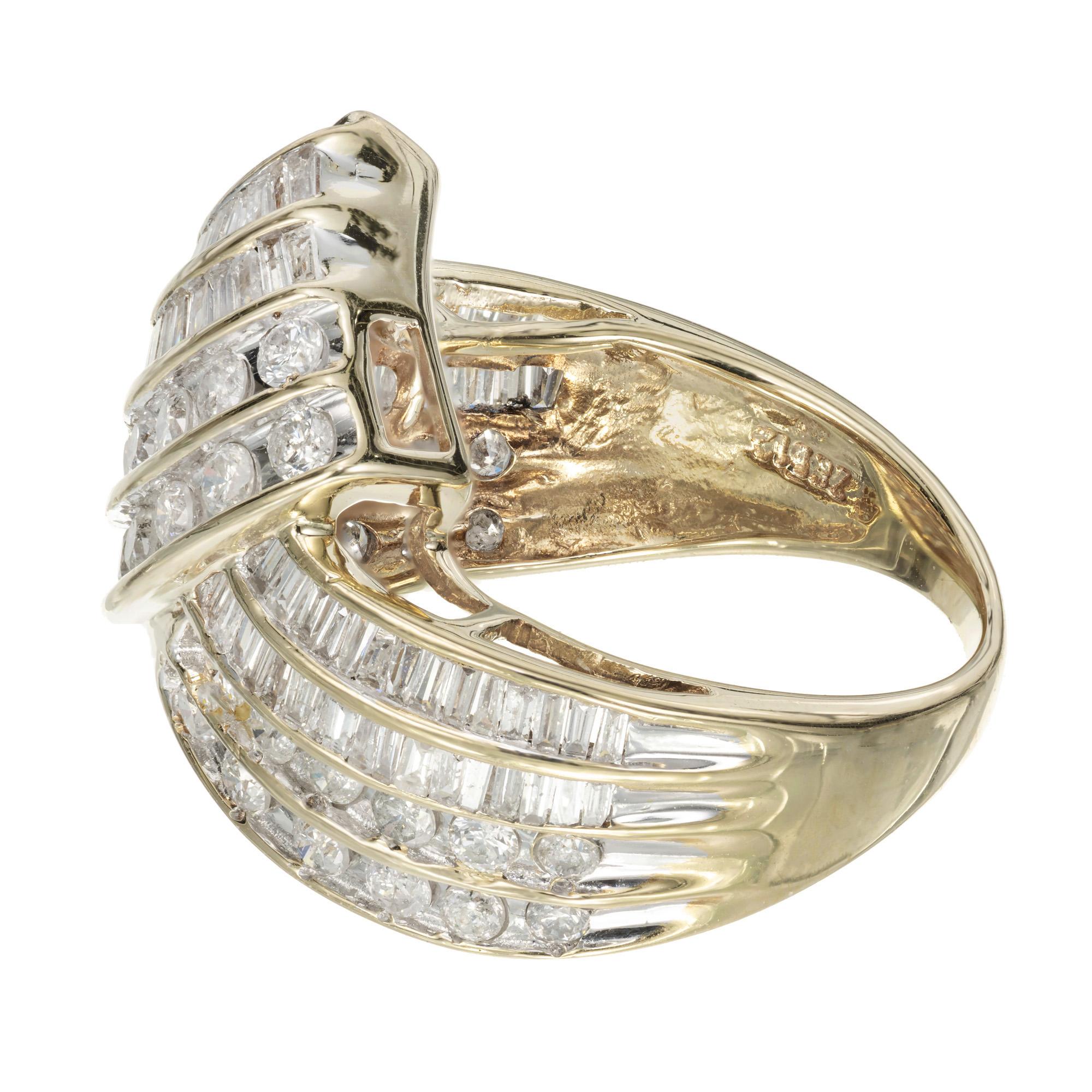 2.50 Carat Diamond Cluster Yellow Gold Cocktail Ring In Good Condition For Sale In Stamford, CT